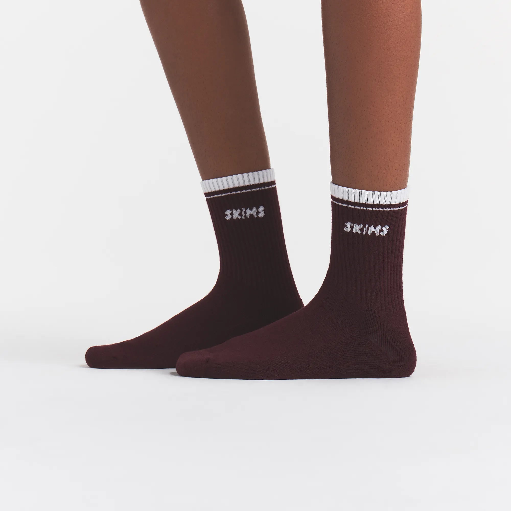SKIMS SOCKS RIBBED QUARTER CREW LOGO SOCK 3-PACK | CURRANT SNOW MULTI - Image 3