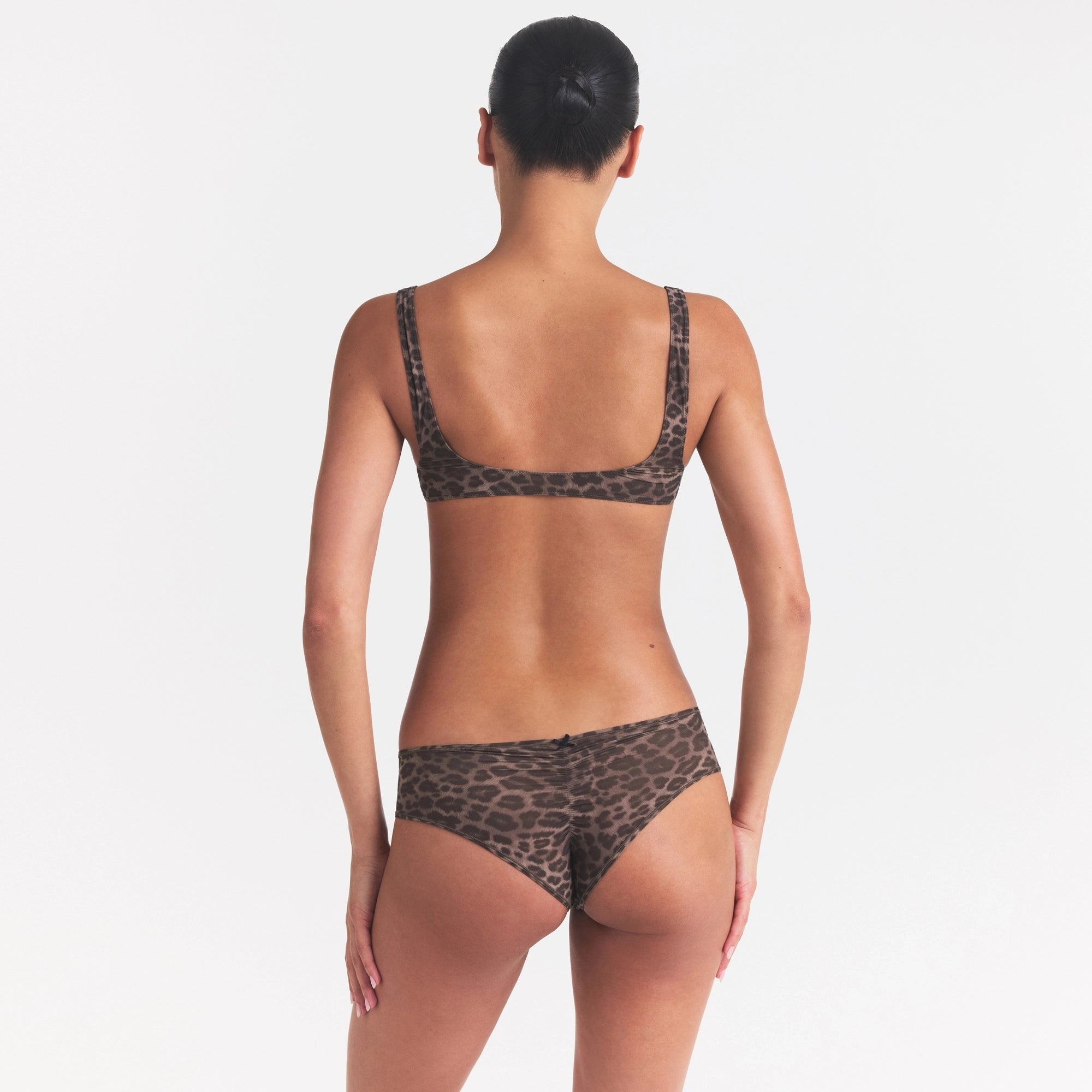 FITS EVERYBODY MICRO SCOOP BRALETTE | UMBER LEOPARD PRINT - Image 4