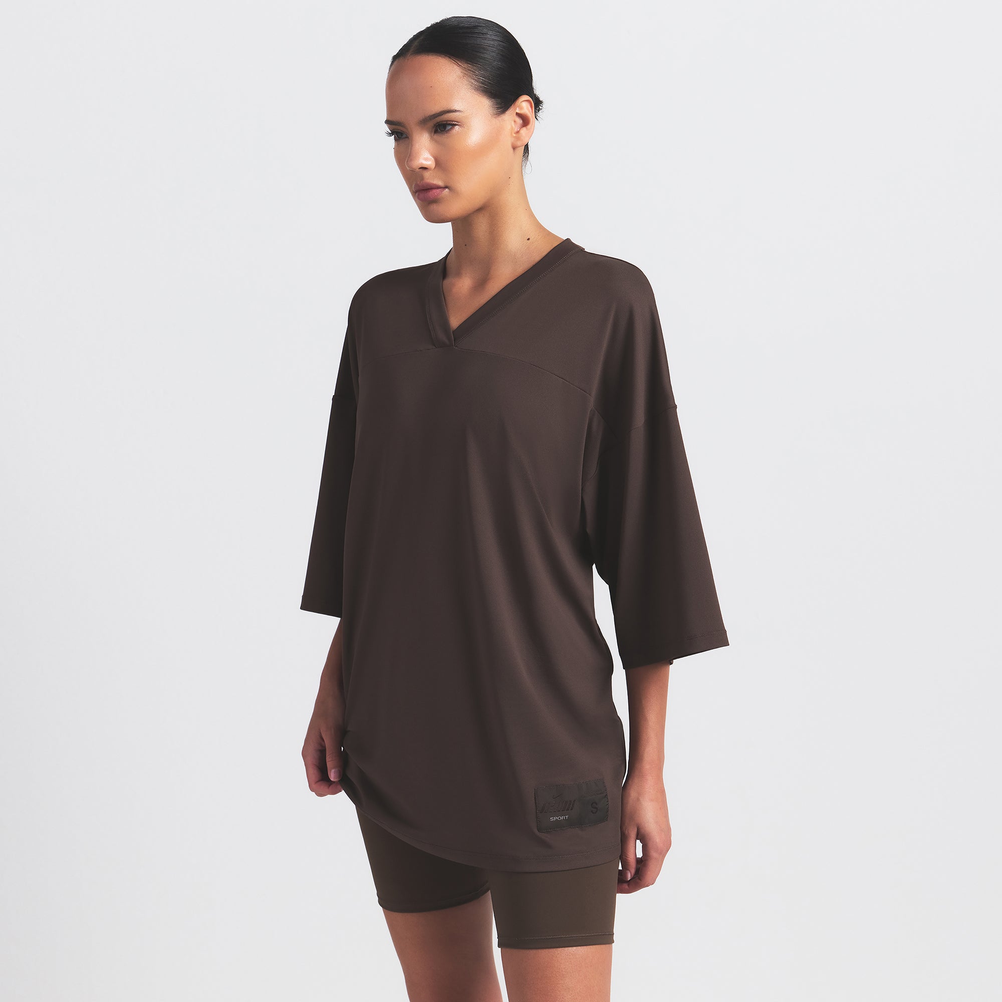 NikeSKIMS AIRY V-NECK OVERSIZED TOP | DARK SEPIA - Image 3