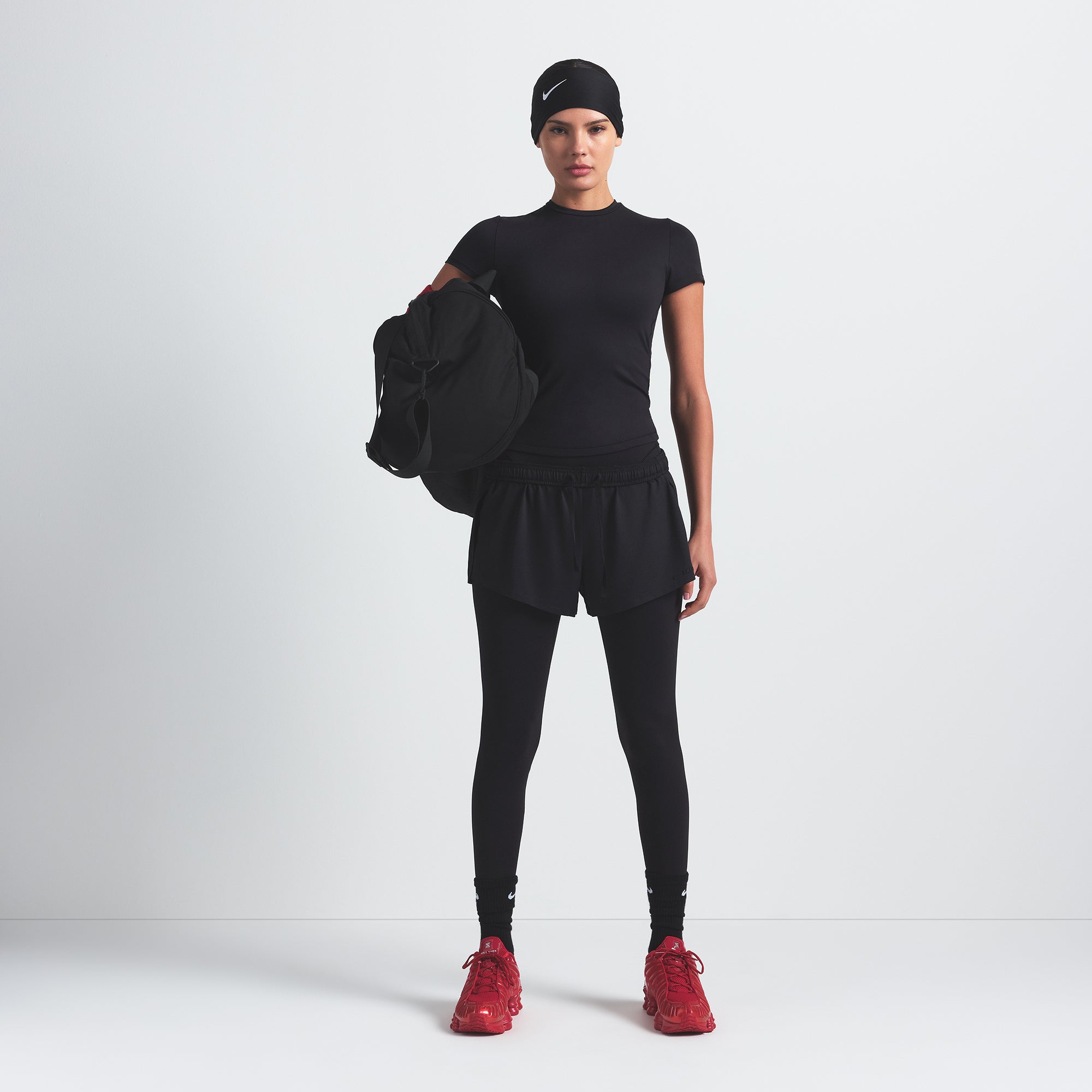 NikeSKIMS MATTE PADDED BABY T-SHIRT | OBSIDIAN - Image 5