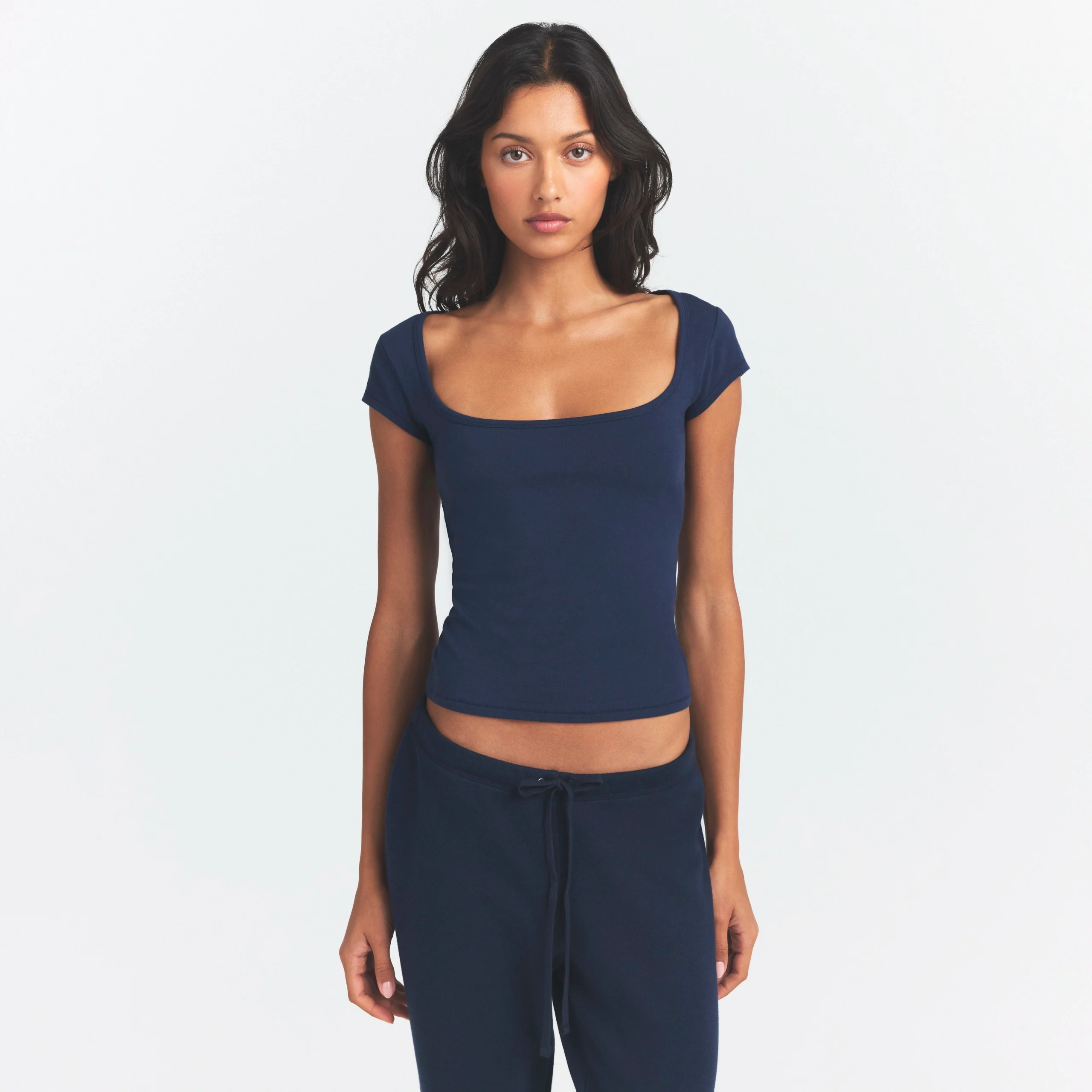 COTTON JERSEY SCOOP NECK T-SHIRT | NAVY - Image 3