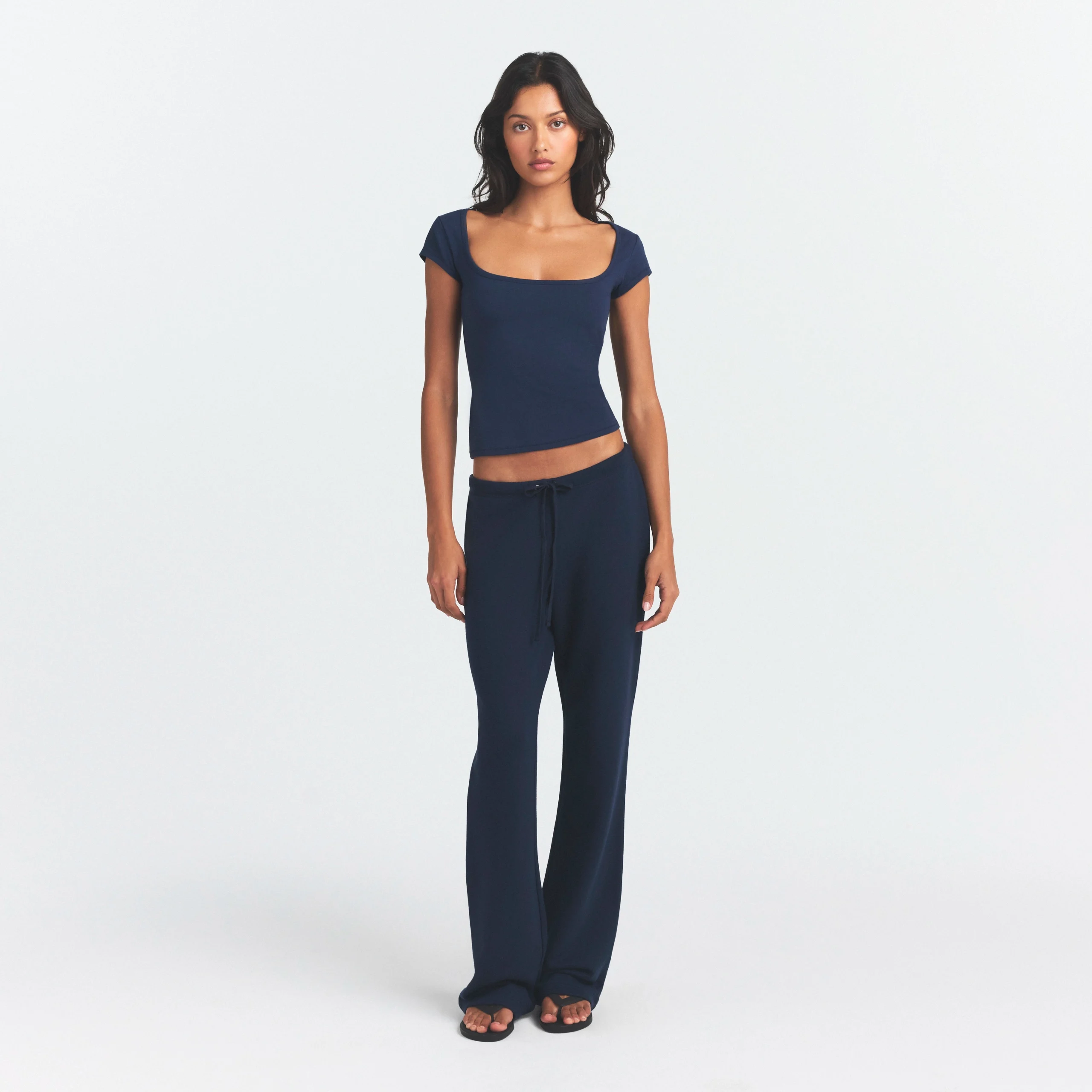 COTTON JERSEY SCOOP NECK T-SHIRT | NAVY - Image 2