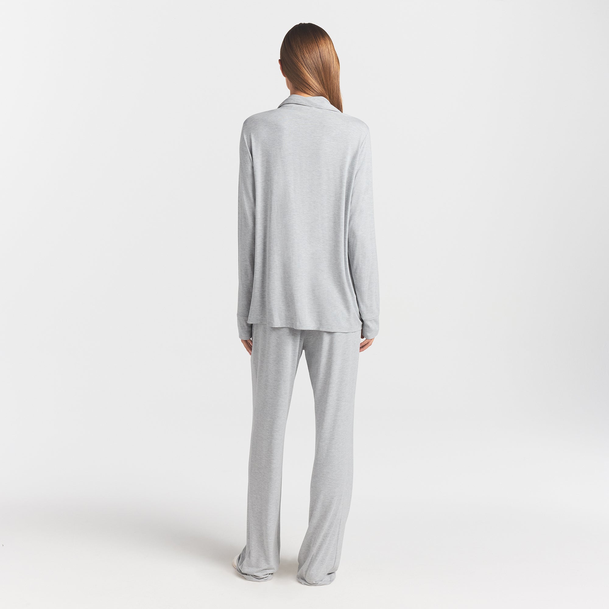 SKIMS SLEEP LONG SLEEVE BUTTON UP SET | LIGHT HEATHER GREY - Image 5
