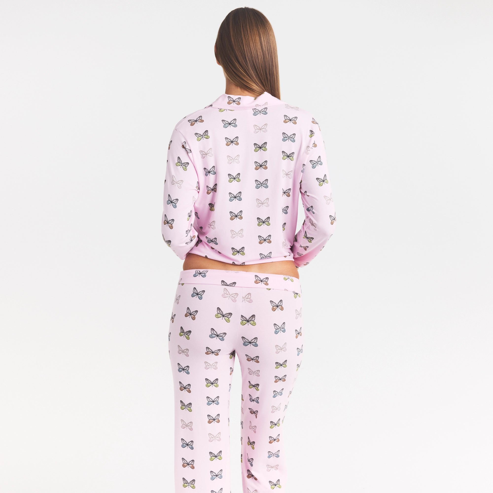 SKIMS SLEEP LONG SLEEVE BUTTON UP SET | PEONY BUTTERFLY PRINT - Image 4