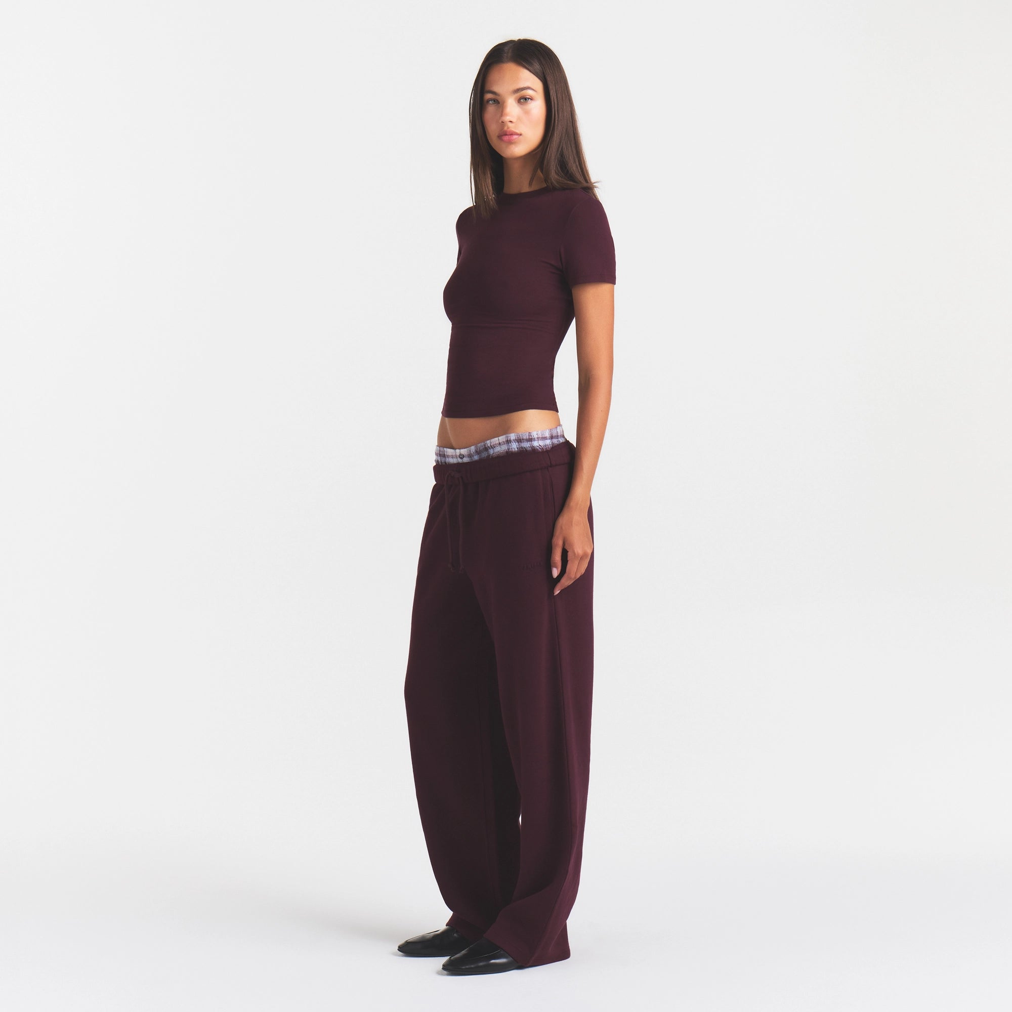 COTTON FLEECE CLASSIC STRAIGHT LEG PANT | CURRANT - Image 4