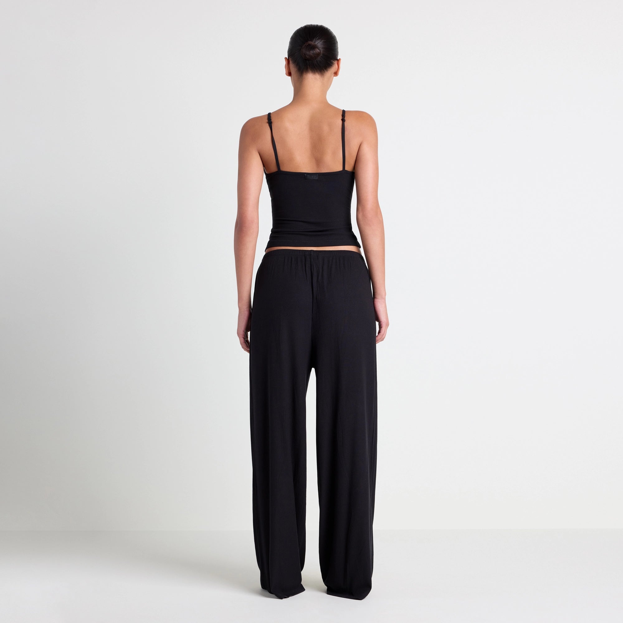 SOFT LOUNGE TANK SLEEP SET | ONYX - Image 5
