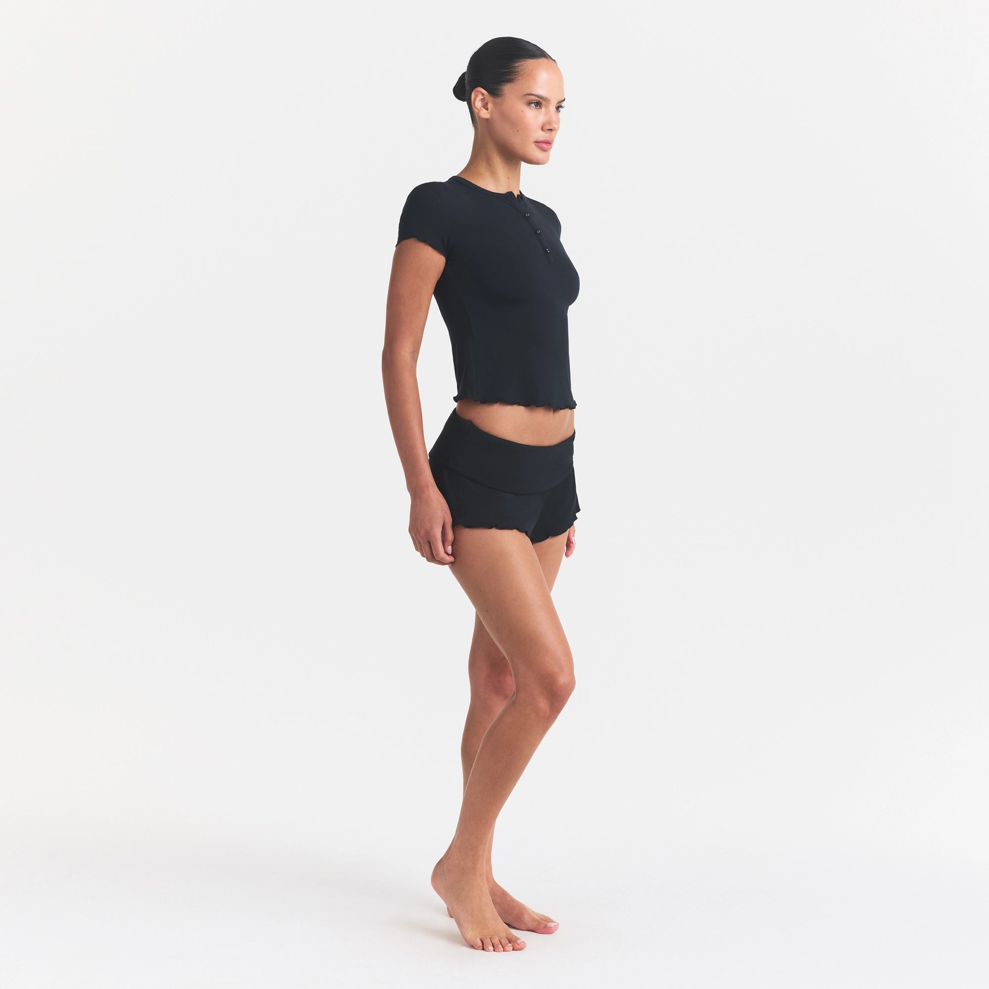 SKIMS SLEEP HENLEY AND FOLDOVER SHORT SET | ONYX - Image 3