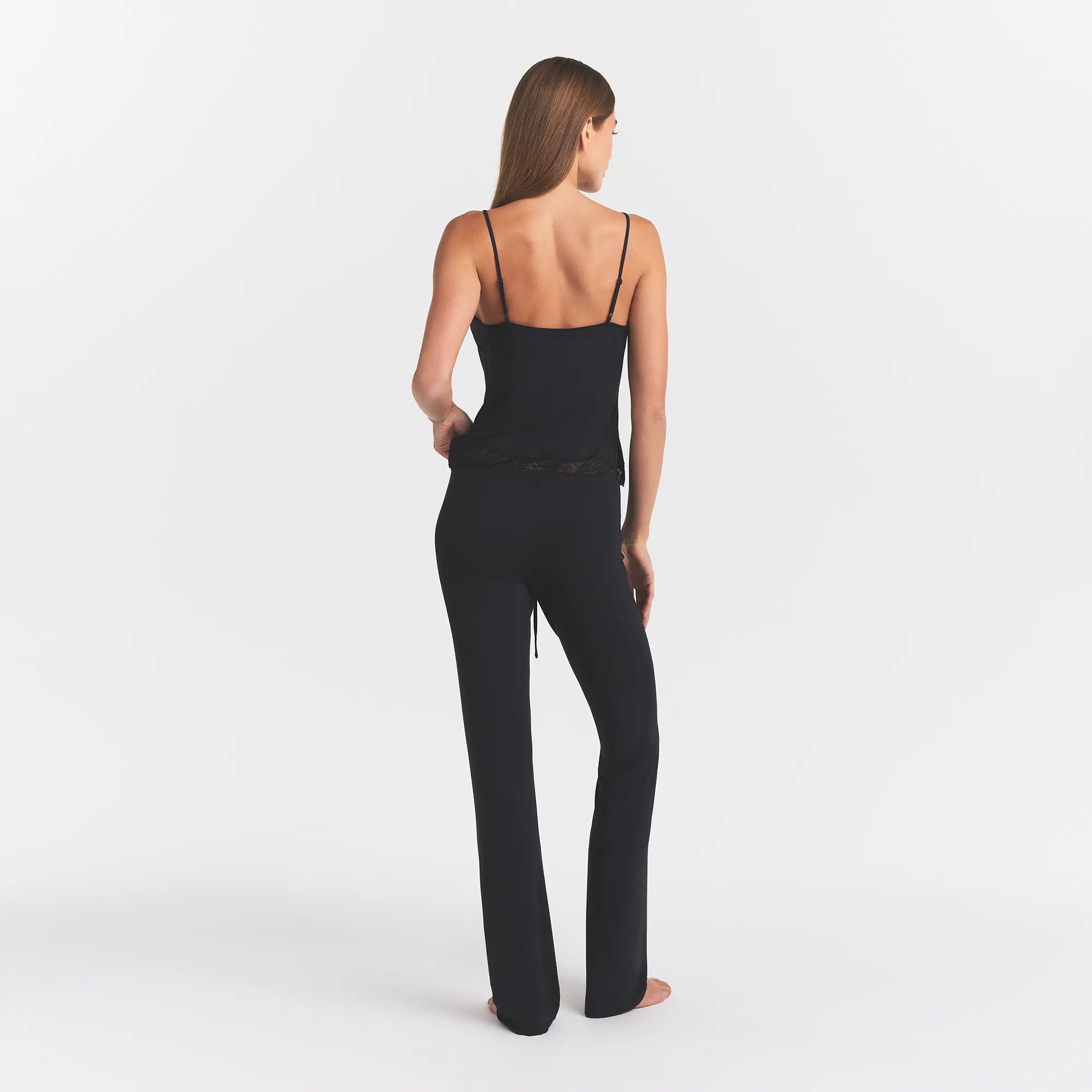 SKIMS SLEEP LACE CAMI AND PANT SET | ONYX - Image 4
