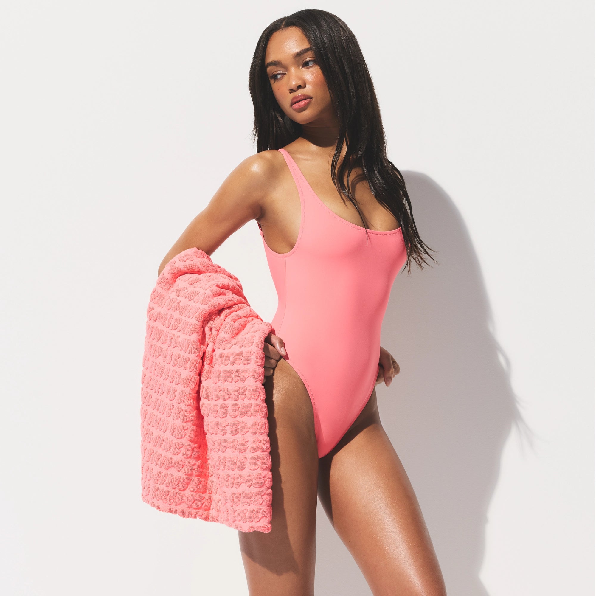 SIGNATURE SWIM TOWEL | MELON - Image 3