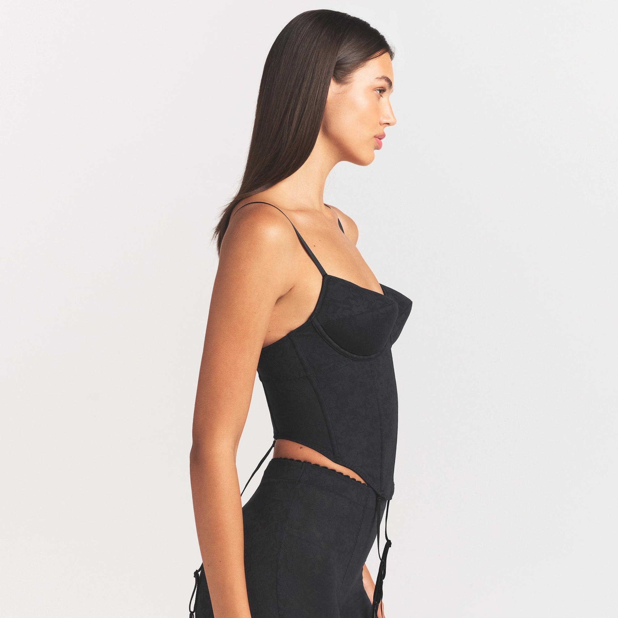 LACE SHAPEWEAR CORSET | ONYX - Image 4