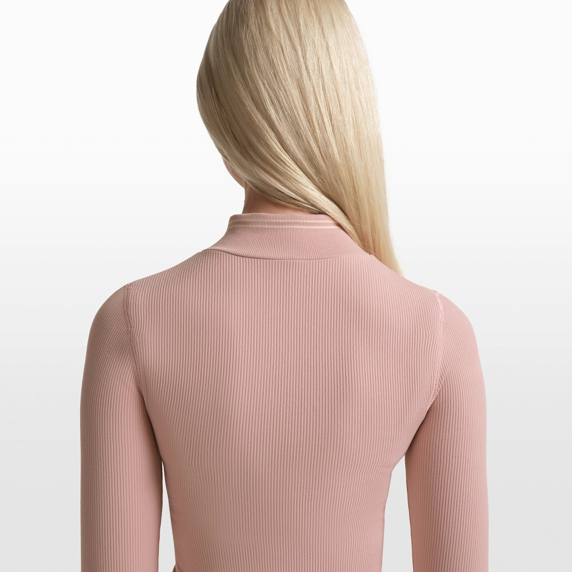 NikeSKIMS RIBBED SEAMLESS ZIP UP CROP JACKET | HIMALAYAN - Image 6