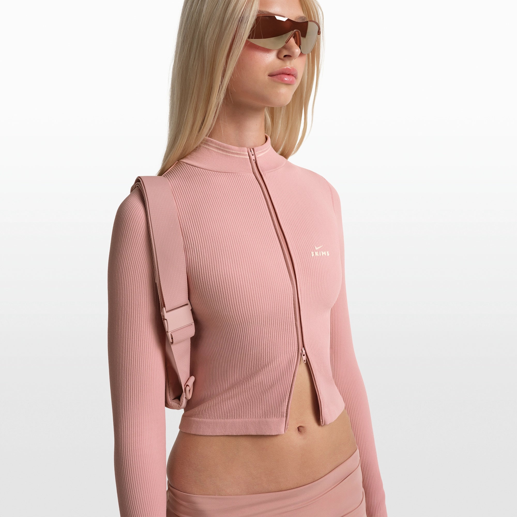 NikeSKIMS RIBBED SEAMLESS ZIP UP CROP JACKET | HIMALAYAN - Image 3