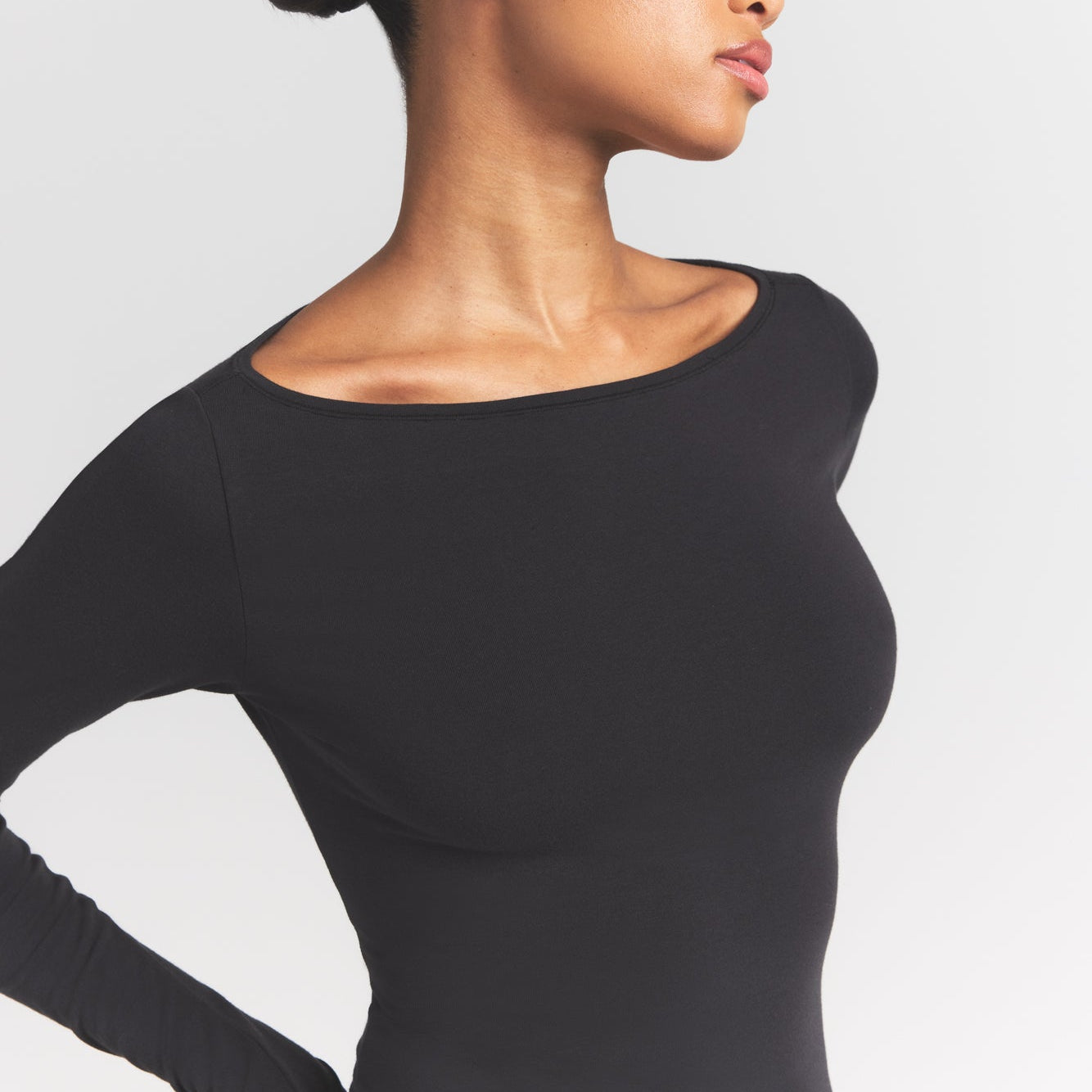 COTTON JERSEY LONG SLEEVE BOATNECK TOP | SOOT - Image 4