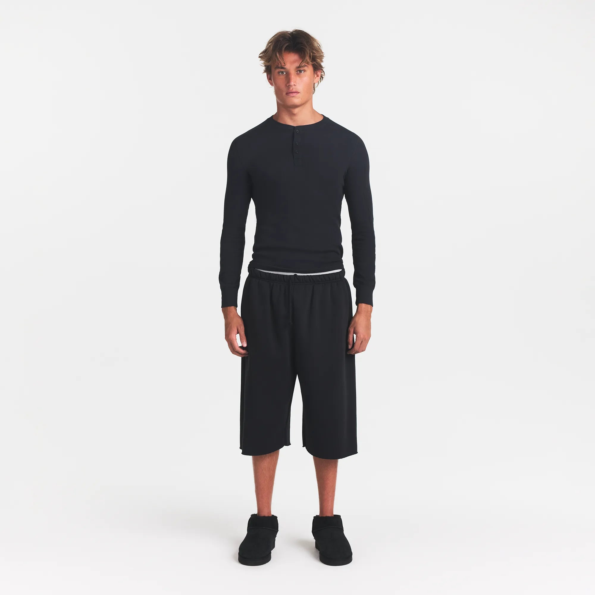 SKIMS COTTON RIB MENS HENLEY | ONYX - Image 2