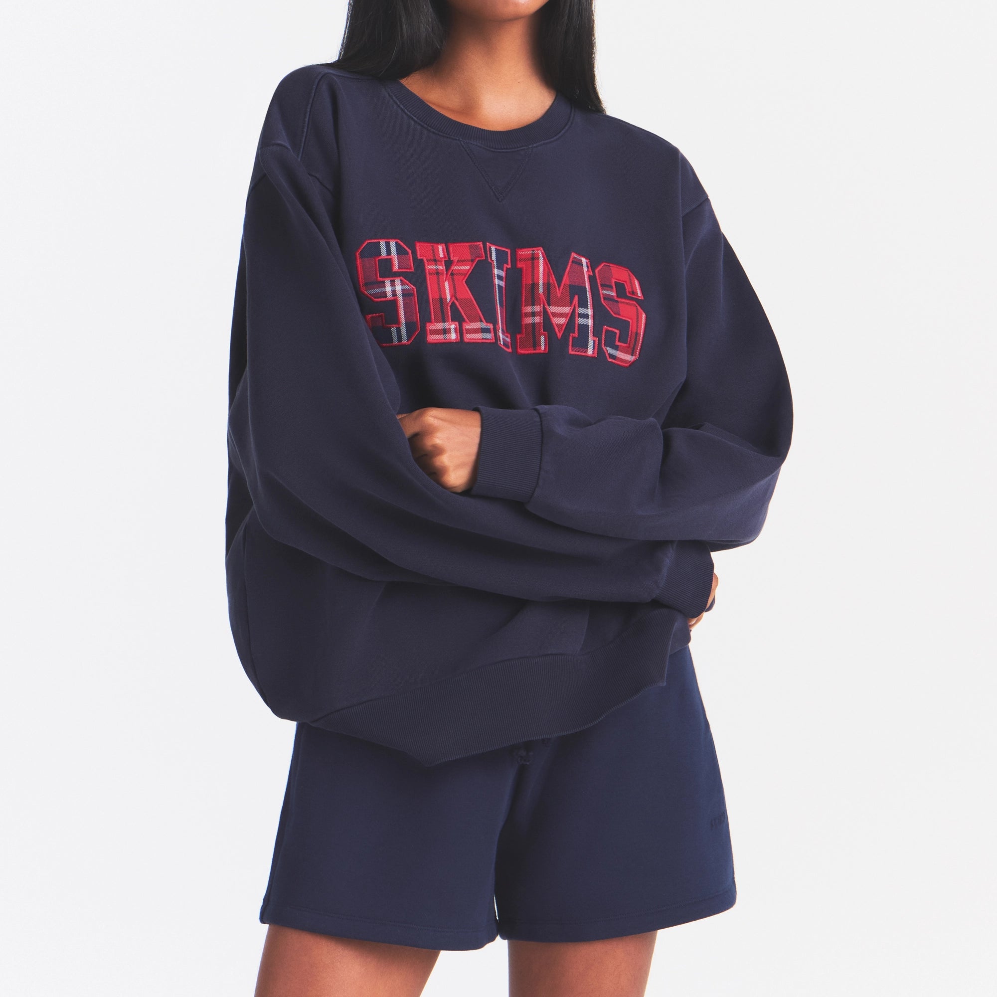 BOYFRIEND FLEECE OVERSIZED CREWNECK | BLUE BLACK SKIMS PLAID - Image 3