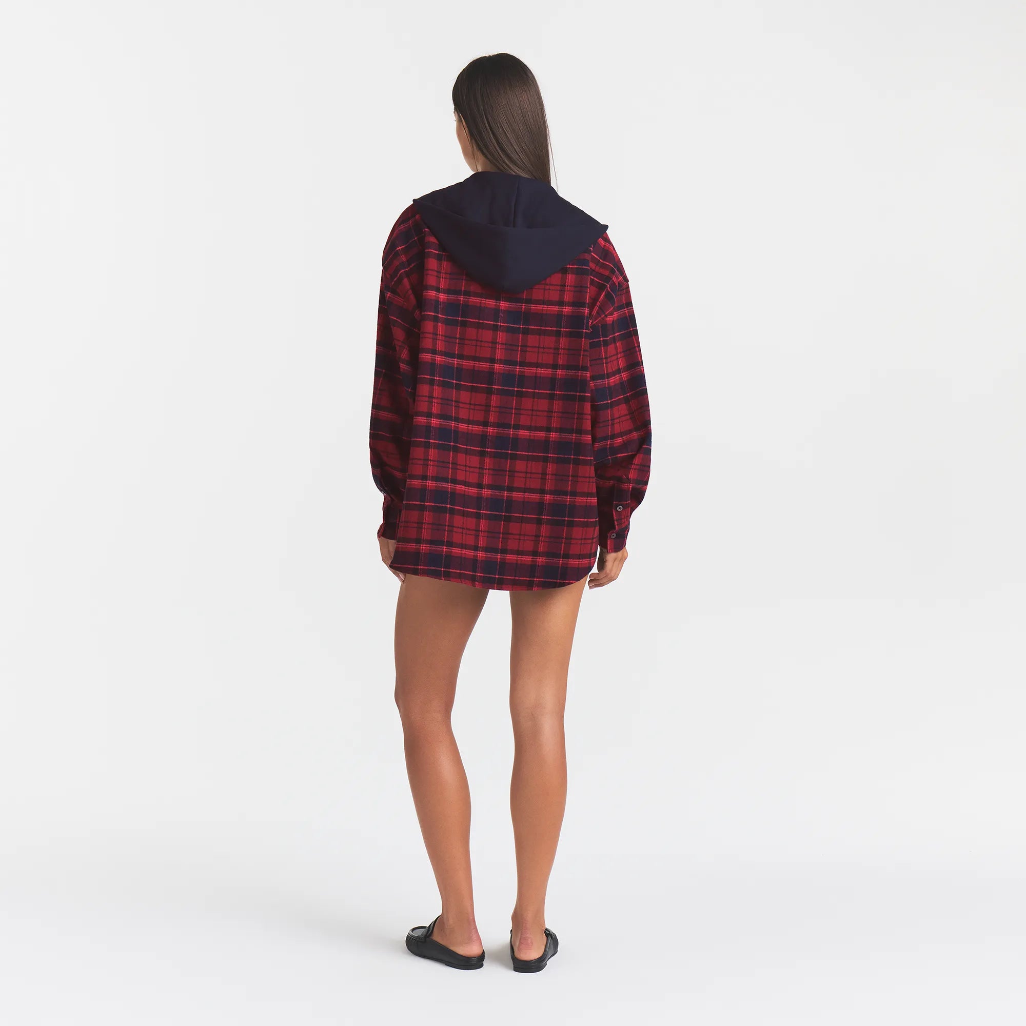 OUTDOOR FLANNEL OVERSIZED HOODED SHIRT | MERLOT CABIN PLAID - Image 5