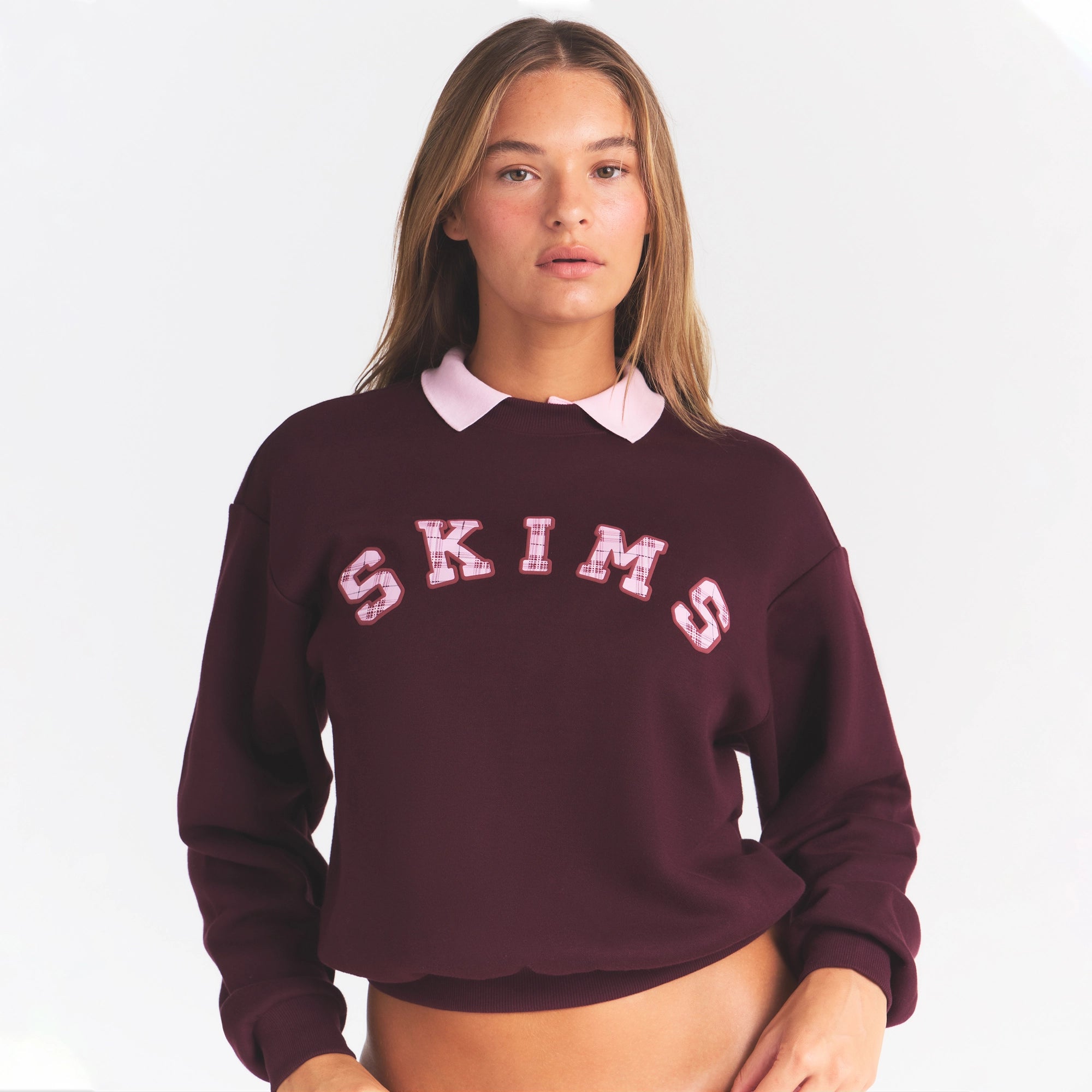 COTTON FLEECE CLASSIC CREWNECK | CURRANT ARCHED SKIMS PLAID - Image 3