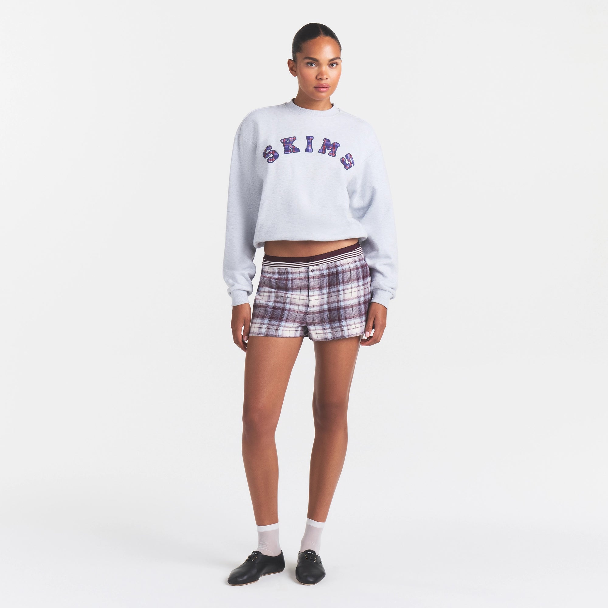 COTTON FLEECE CLASSIC CREWNECK | LIGHT HEATHER GREY ARCHED SKIMS PLAID - Image 2