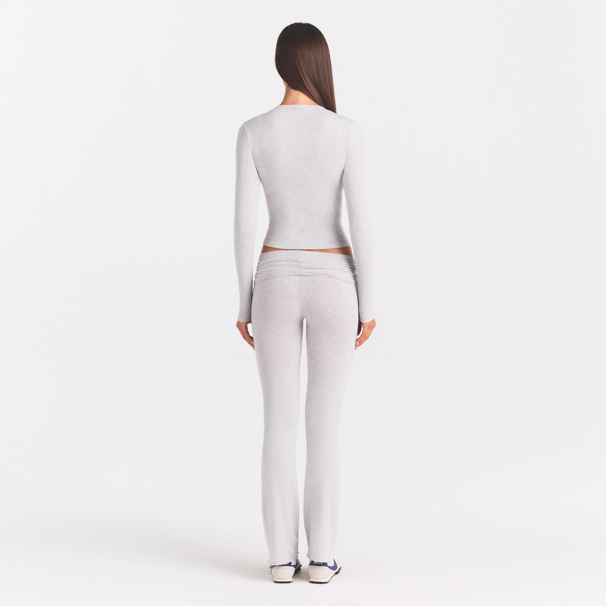 COTTON RIB LONG SLEEVE T-SHIRT | LIGHT HEATHER GREY - Image 3
