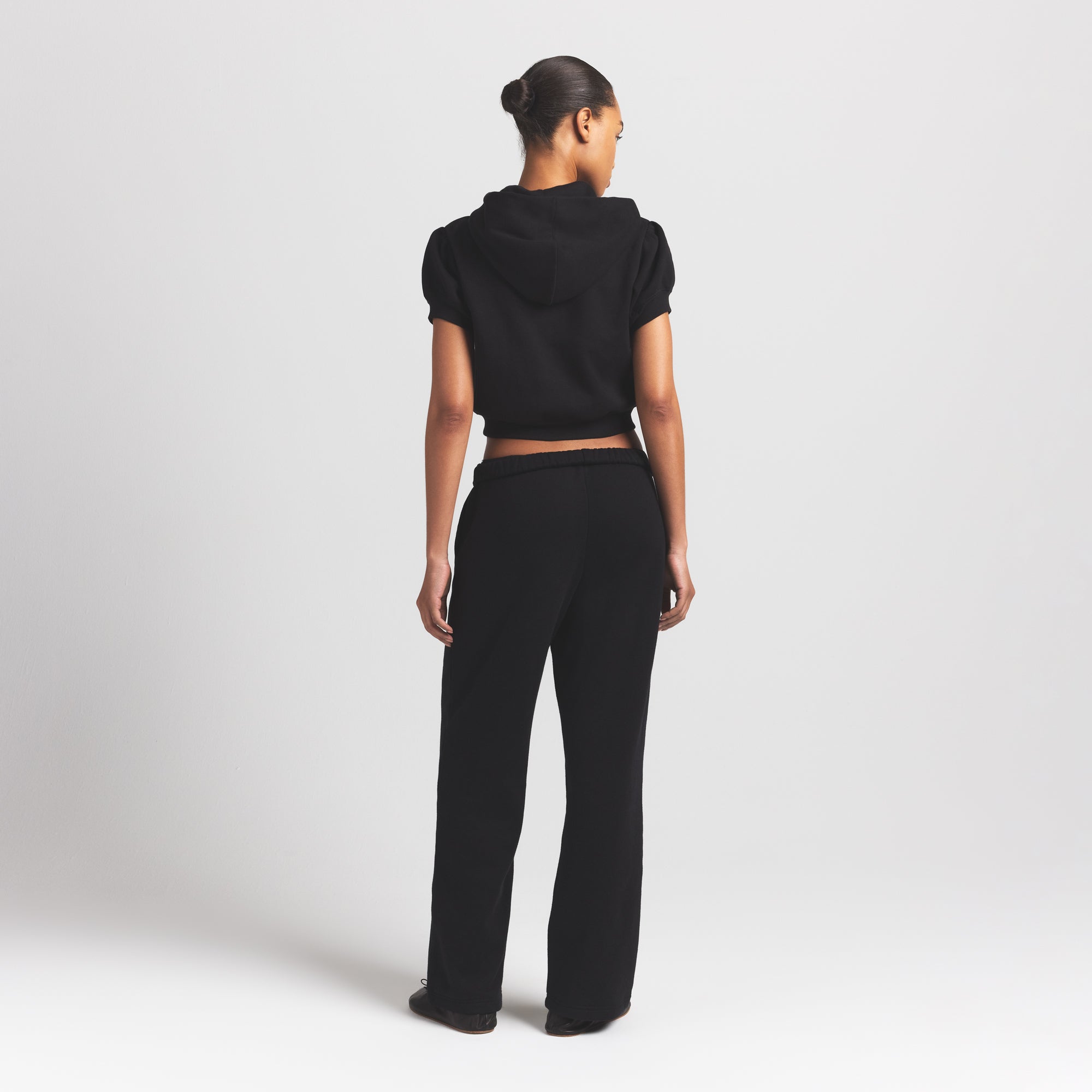 COTTON FLEECE BUBBLE SLEEVE CROPPED ZIP UP | ONYX - Image 5