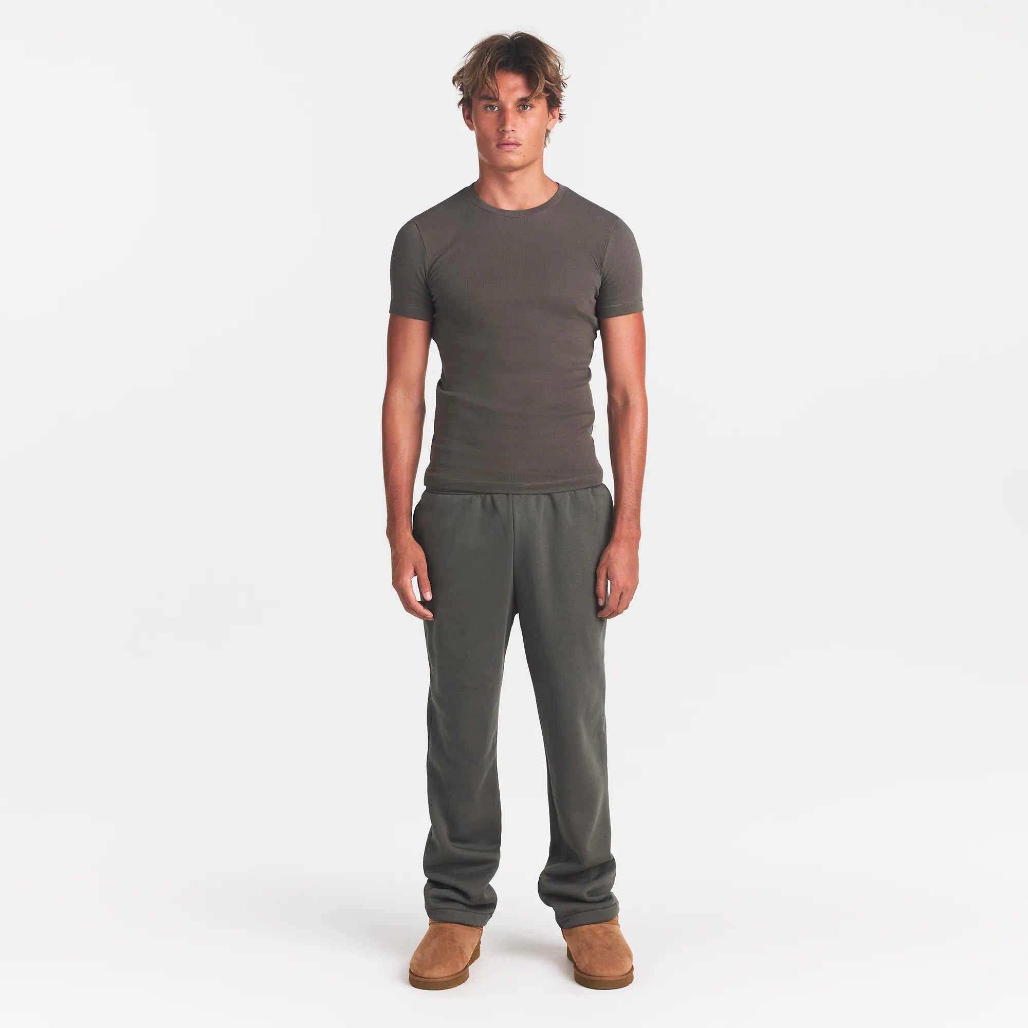 SKIMS COTTON RIB MENS T-SHIRT | JUNGLE - Image 2