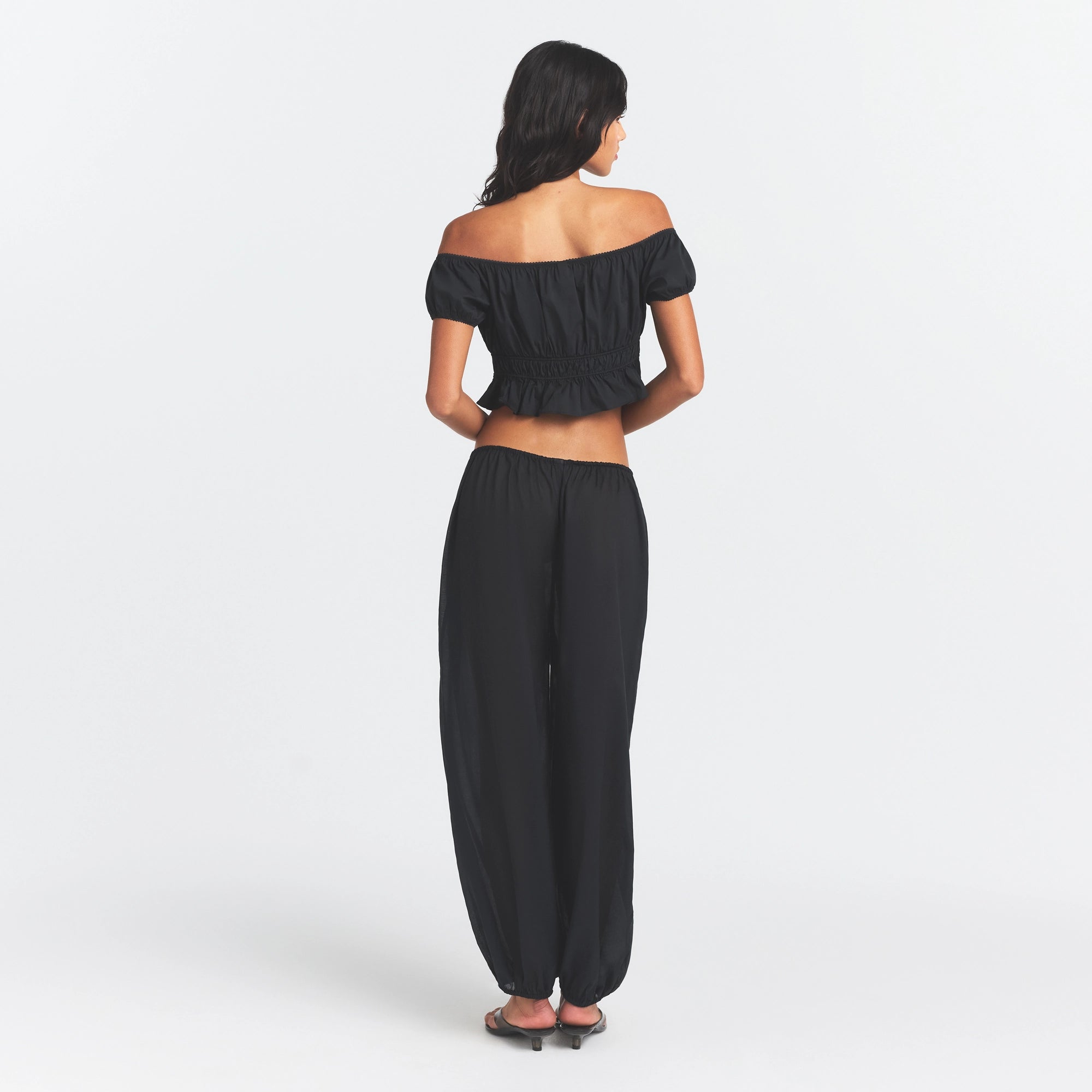 POPLIN APPAREL OFF THE SHOULDER TOP | ONYX - Image 4