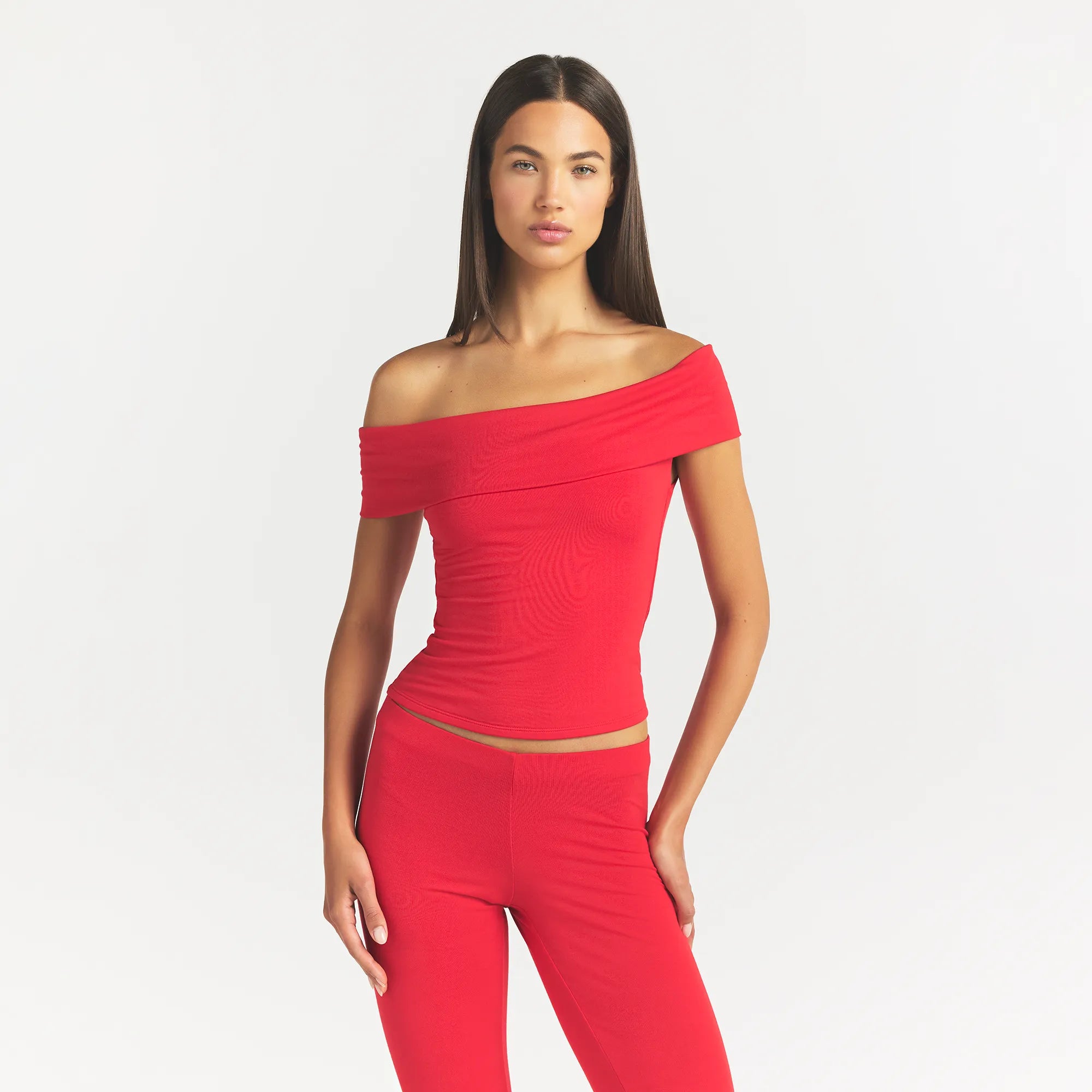 SMOOTH LAYERS ASYMMETRICAL OFF THE SHOULDER TOP | CARMINE - Image 3