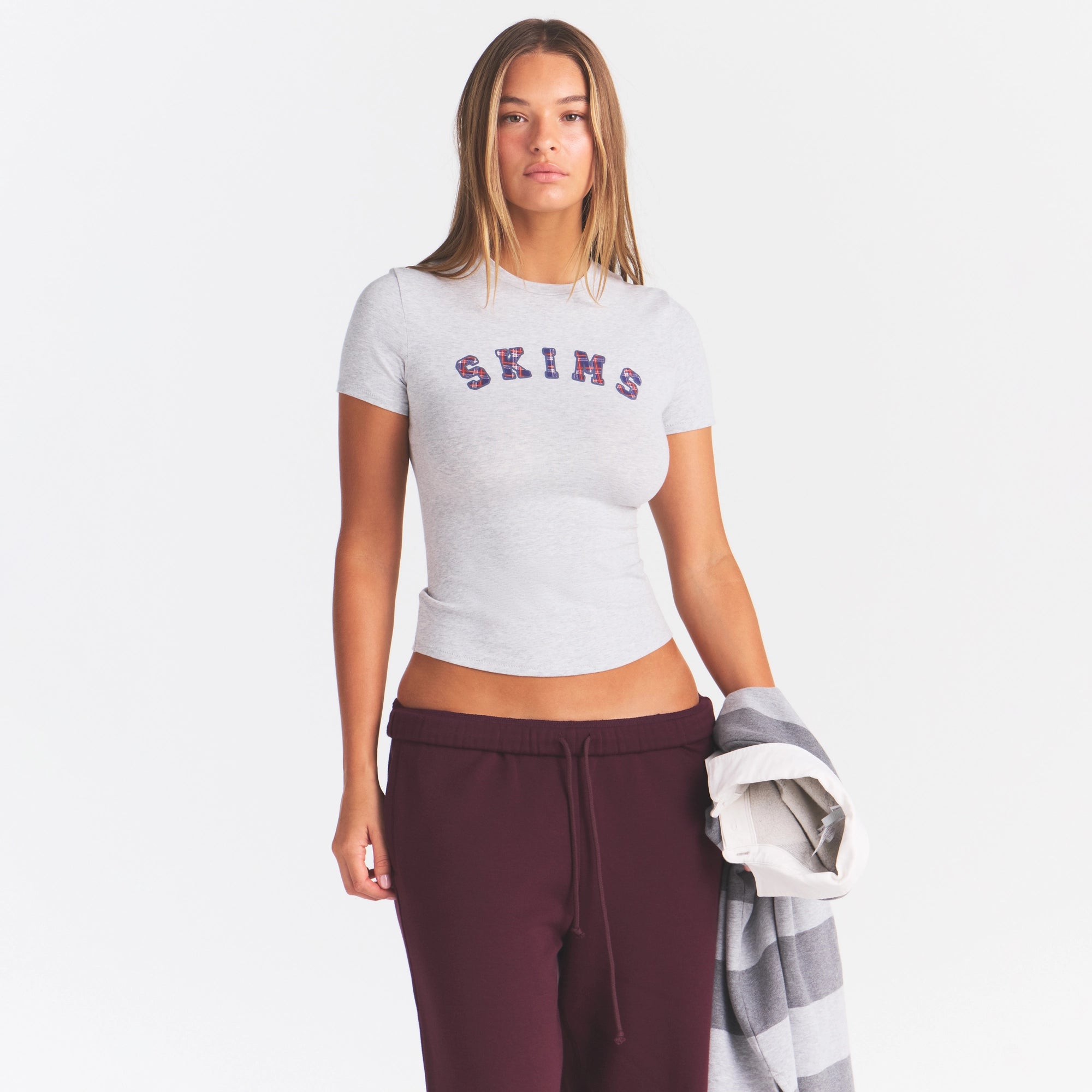 COTTON JERSEY LOGO T-SHIRT | LIGHT HEATHER GREY ARCHED SKIMS PLAID - Image 2