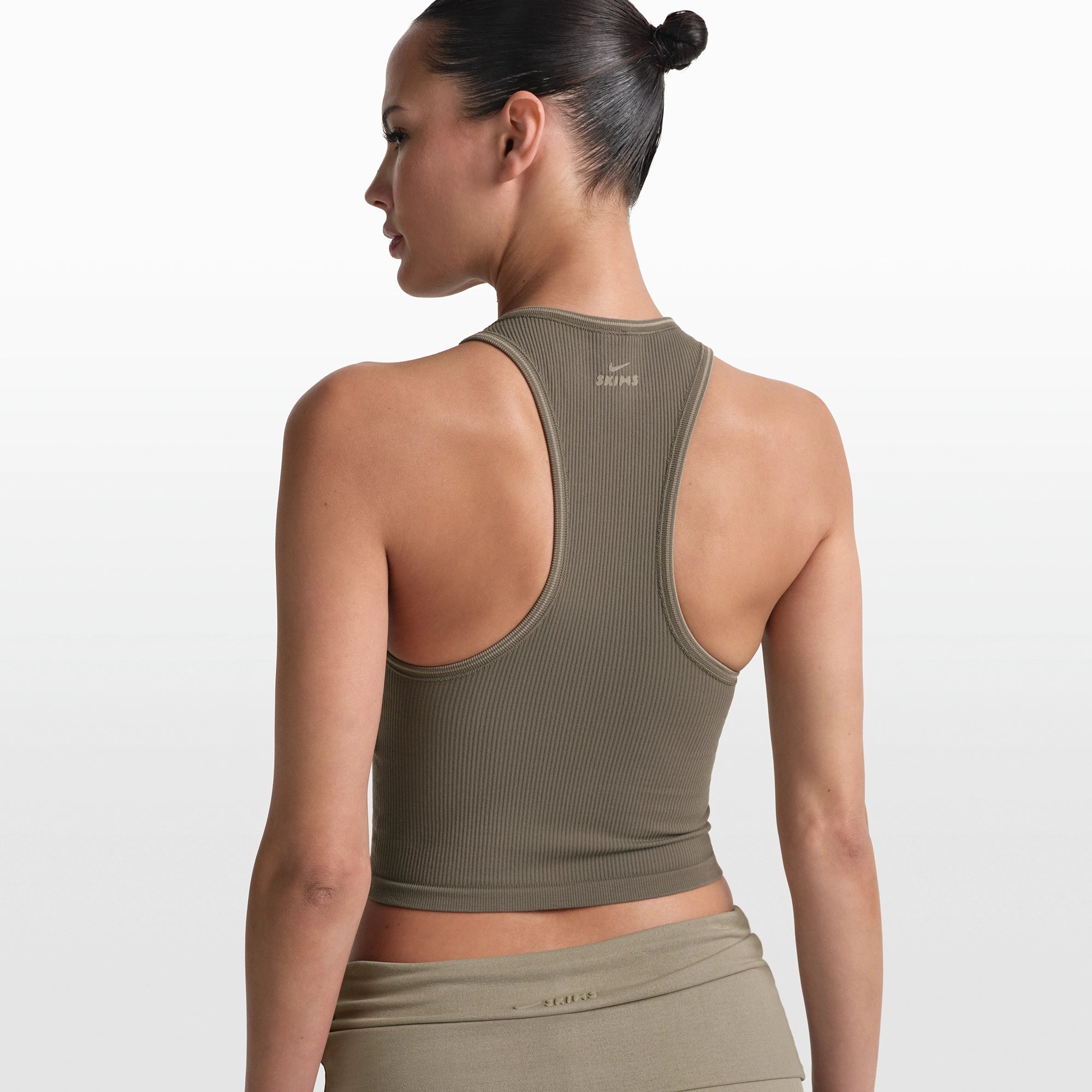 NikeSKIMS RIBBED SEAMLESS RACER FRONT TANK | DUSTY OAKMOSS - Image 6