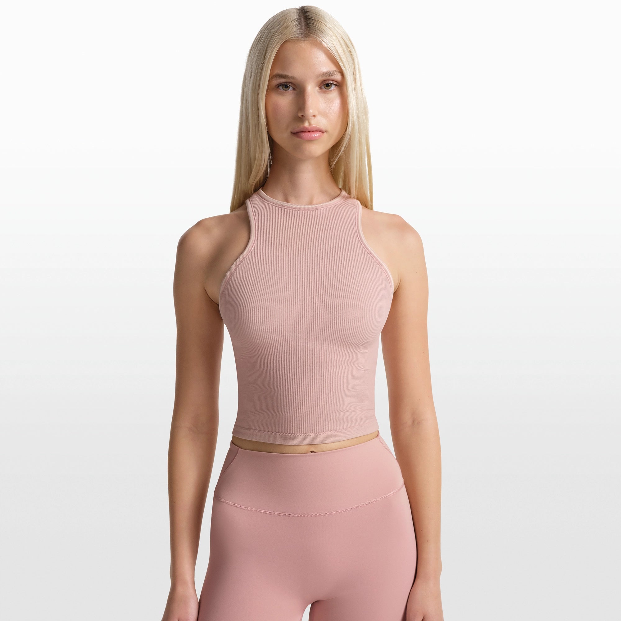 NikeSKIMS RIBBED SEAMLESS RACER FRONT TANK | HIMALAYAN - Image 5