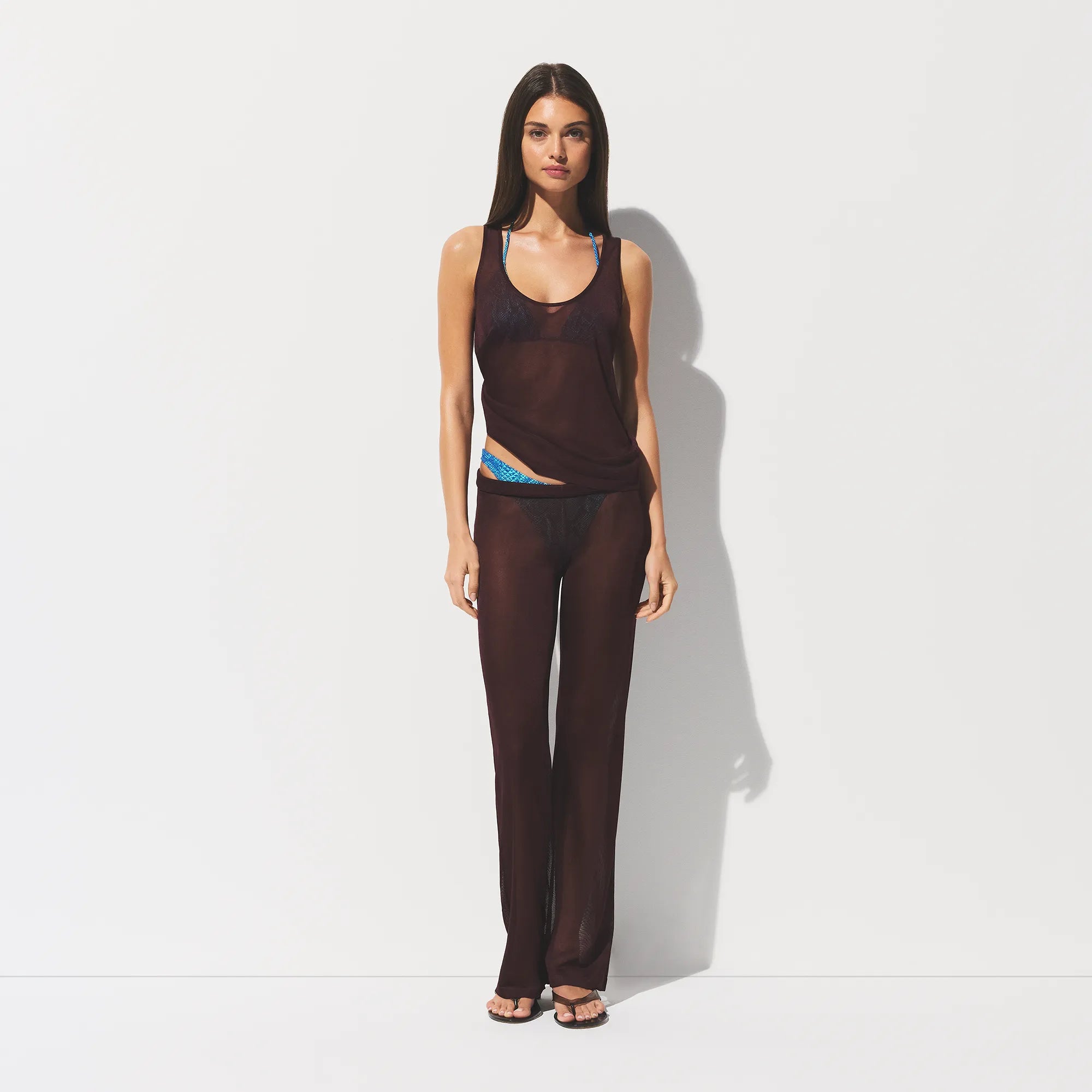 SLINKY KNIT SCOOP LONG TANK | CURRANT - Image 2