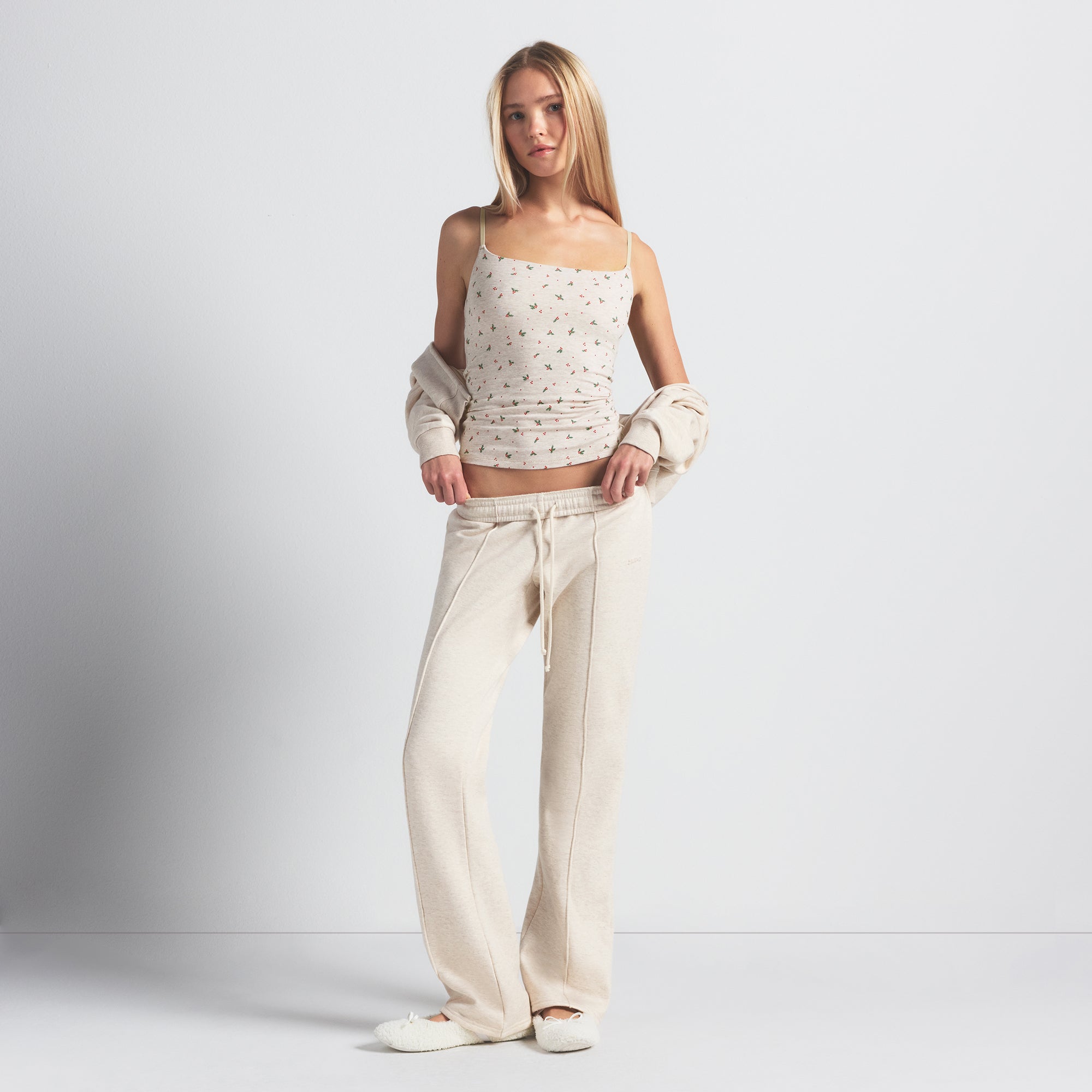 COTTON JERSEY CAMI | OATMEAL HEATHER HOLLY PRINT - Image 2