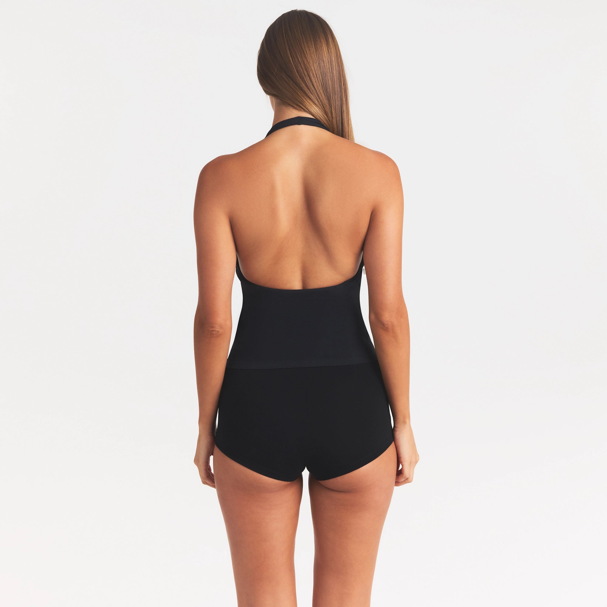 SMOOTH LAYERS HALTER TOP | OBSIDIAN - Image 5