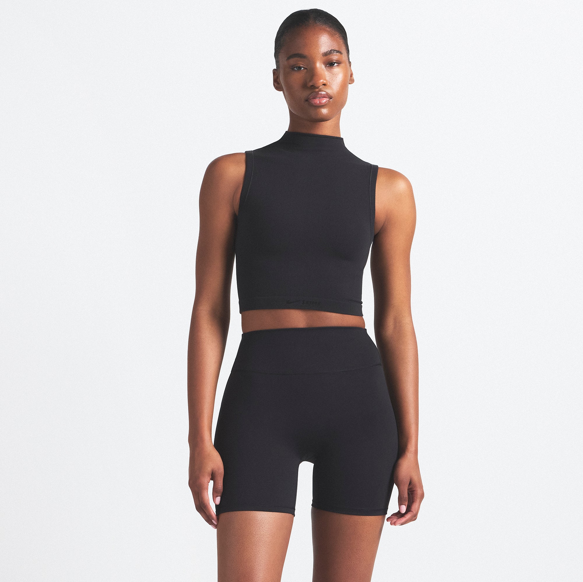 NikeSKIMS VINTAGE SEAMLESS MOCK NECK BRA TOP | OBSIDIAN - Image 3