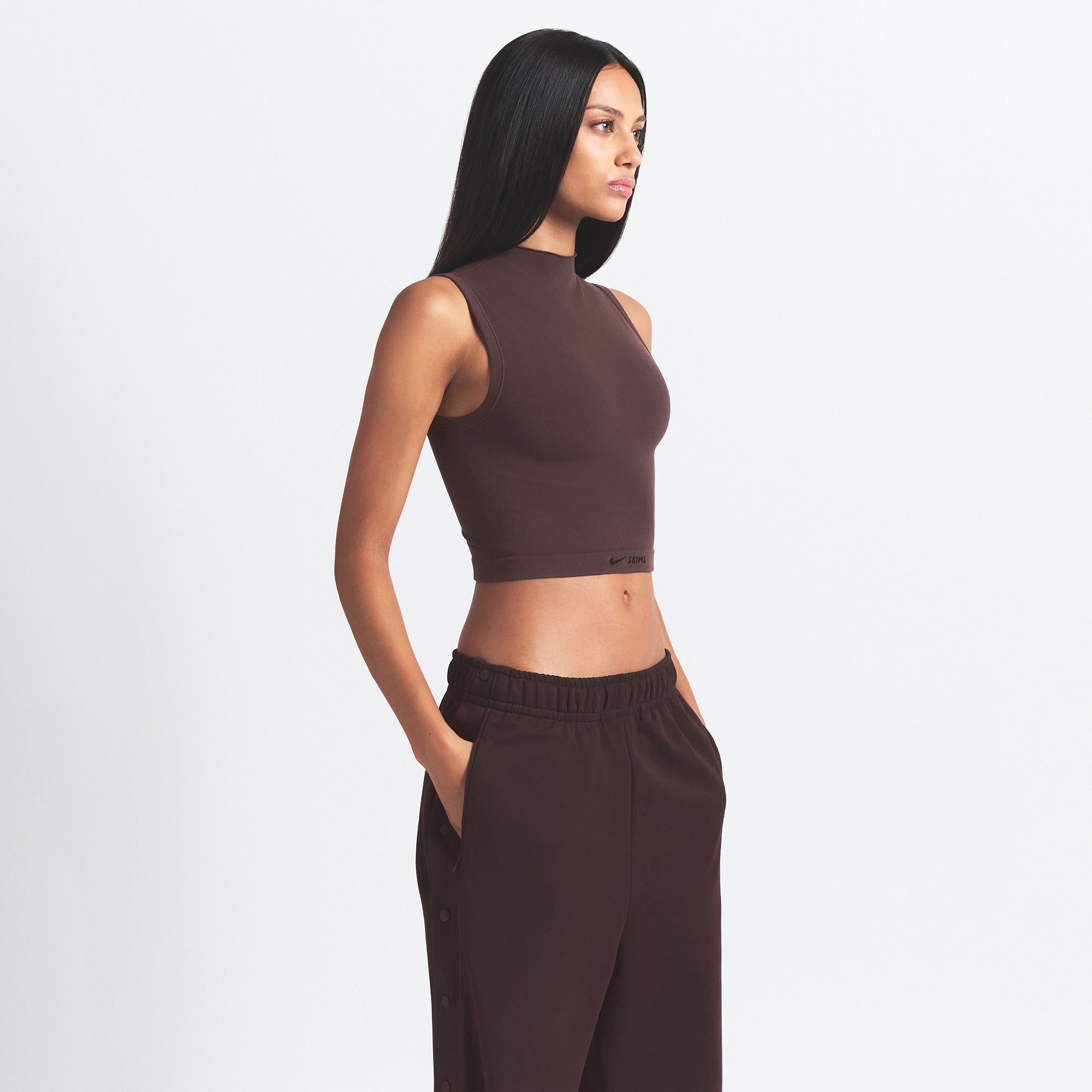 NikeSKIMS VINTAGE SEAMLESS MOCK NECK BRA TOP | PHOENIX - Image 10