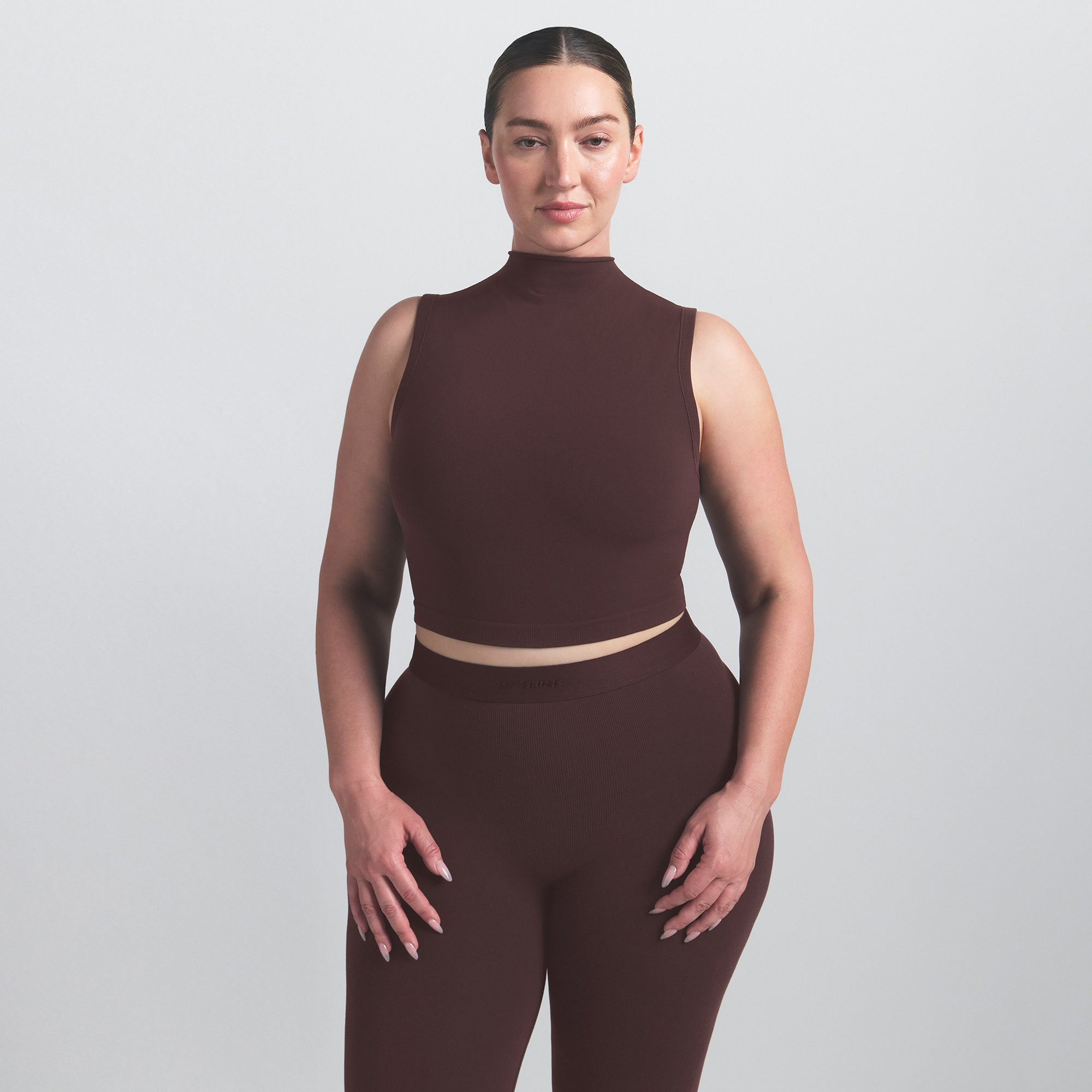 NikeSKIMS VINTAGE SEAMLESS MOCK NECK BRA TOP | PHOENIX - Image 7