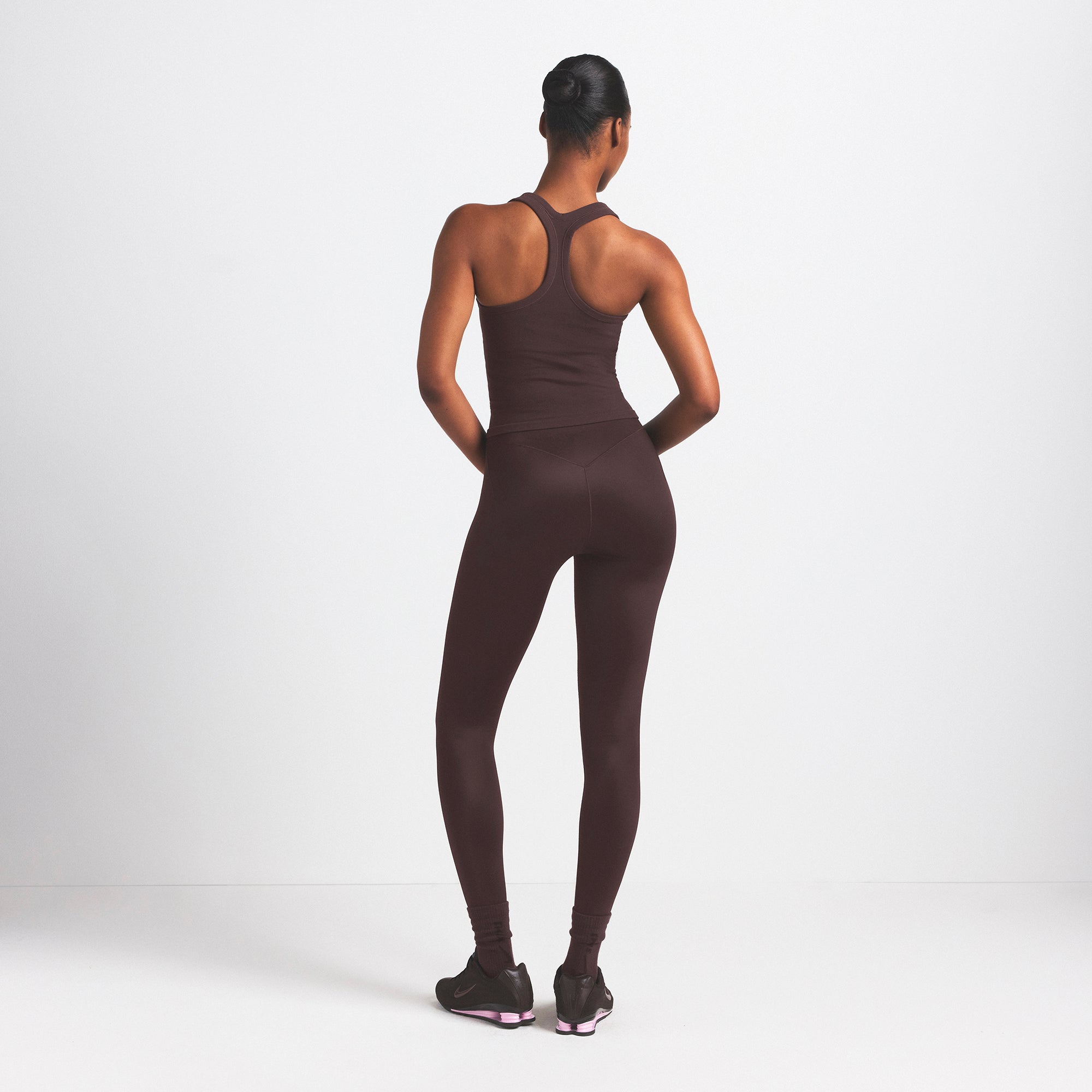 NikeSKIMS VINTAGE SEAMLESS RACERBACK TANK | PHOENIX - Image 5