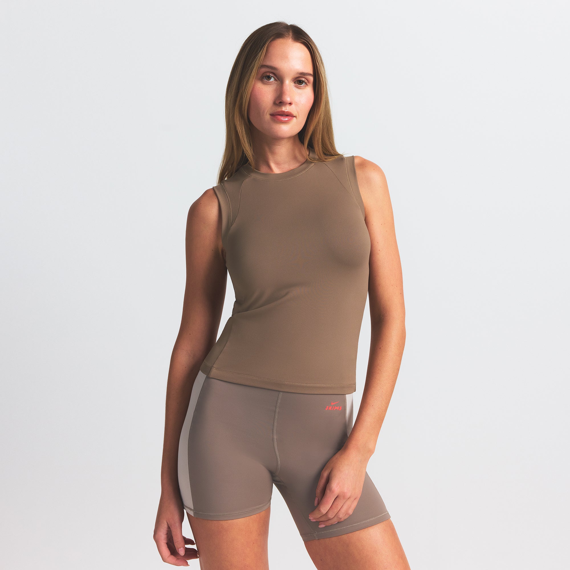 NikeSKIMS AIRY MUSCLE T-SHIRT | MYRRH - Image 4