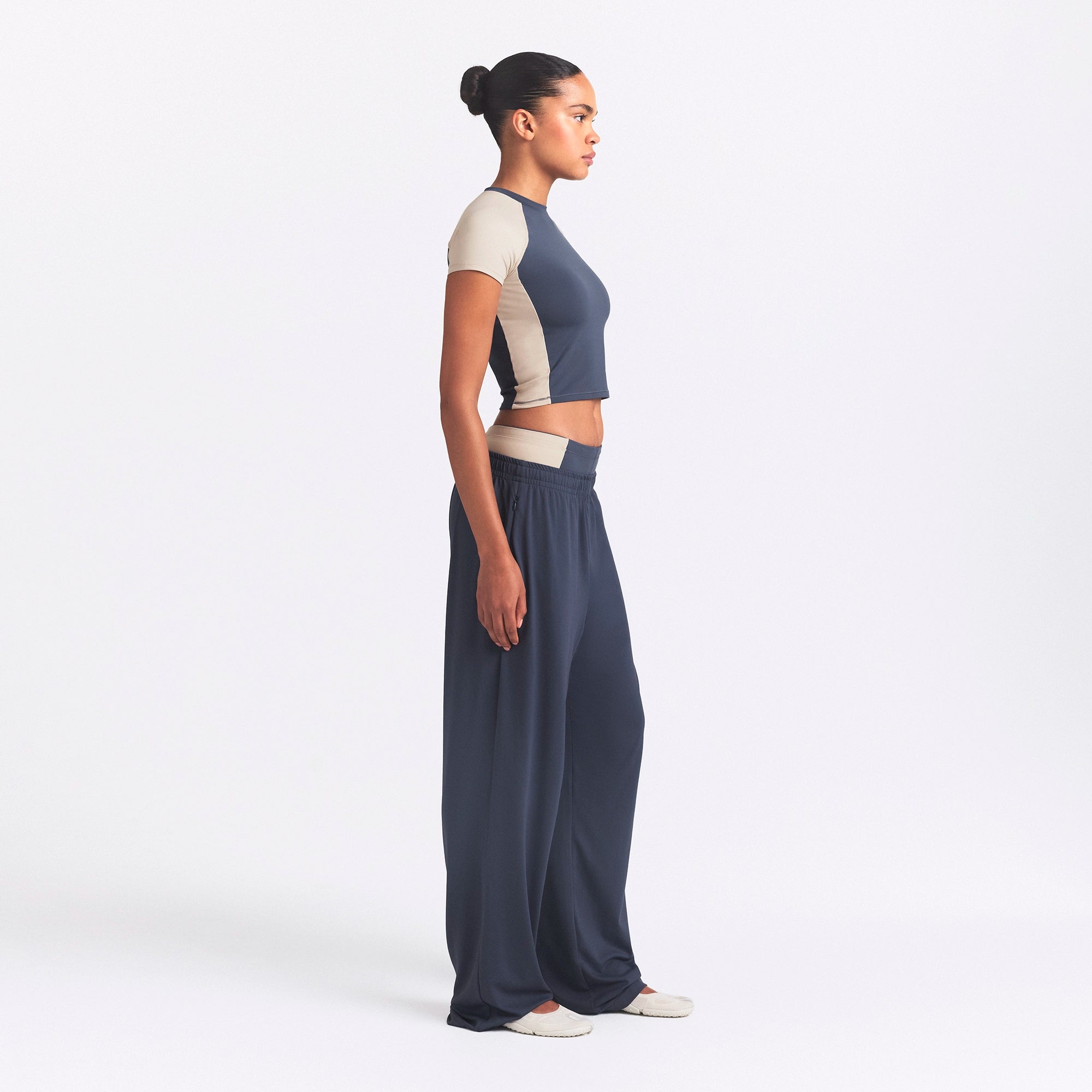 NikeSKIMS MATTE SHINE MIX CROPPED BABY T-SHIRT | DEEP ROYAL AND STONE - Image 6