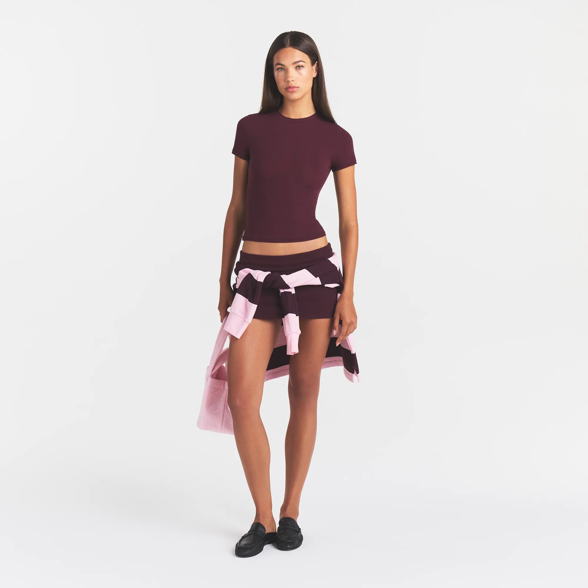 FITS EVERYBODY T-SHIRT | CURRANT - Image 2