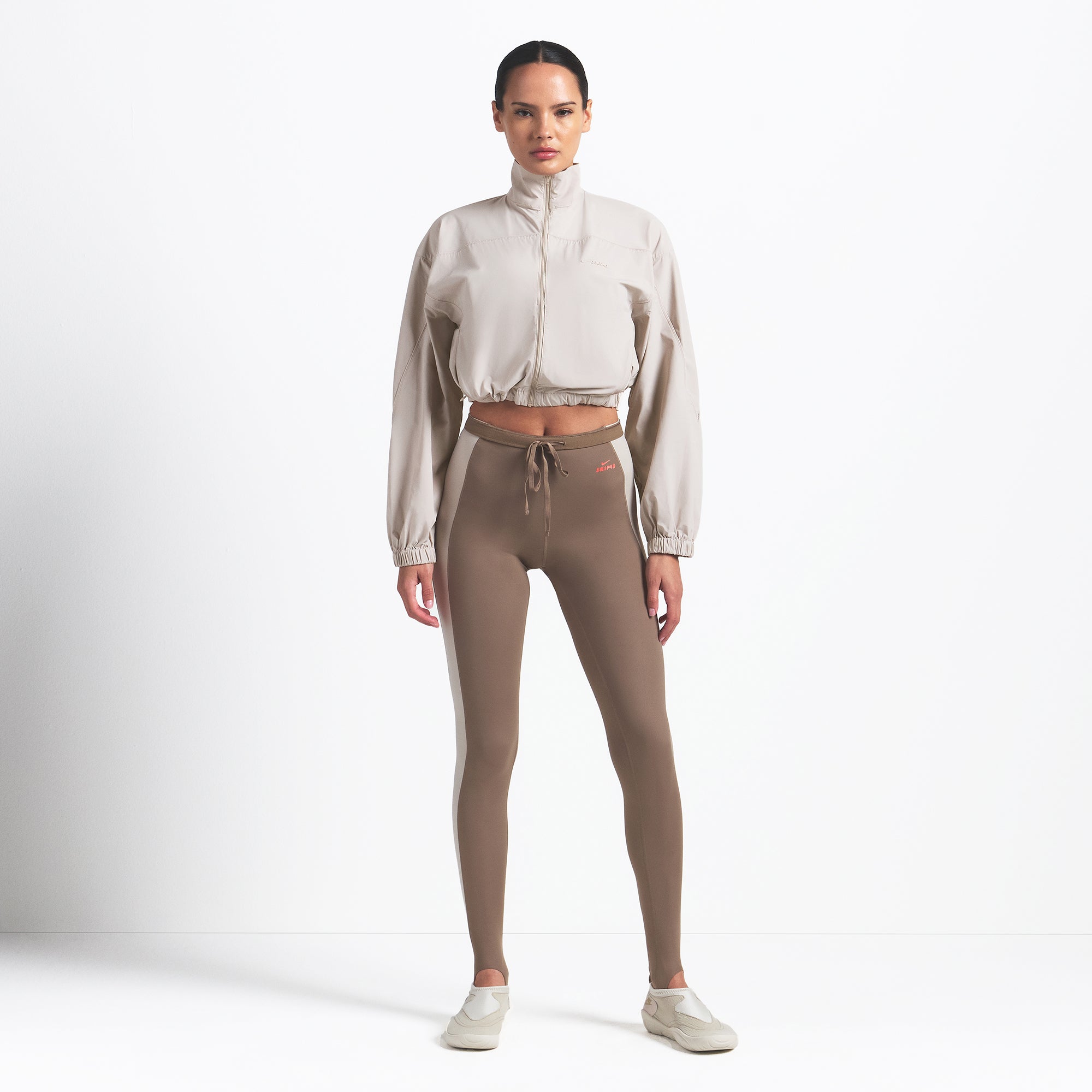 NikeSKIMS WOVEN NYLON CROP JACKET | STONE - Image 2