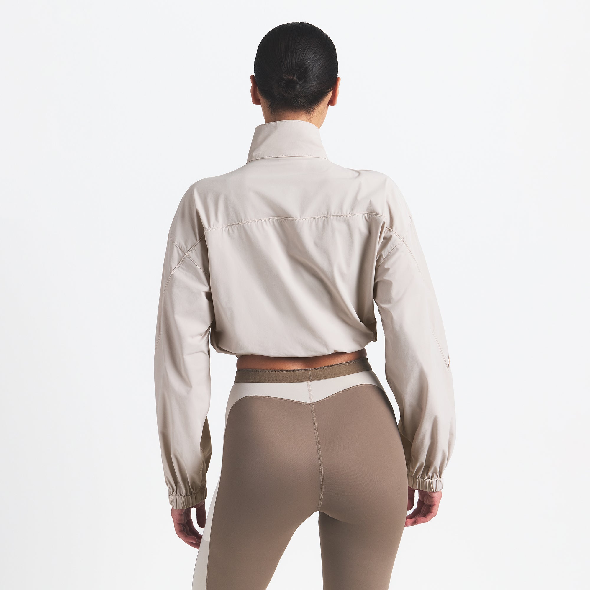 NikeSKIMS WOVEN NYLON CROP JACKET | STONE - Image 4