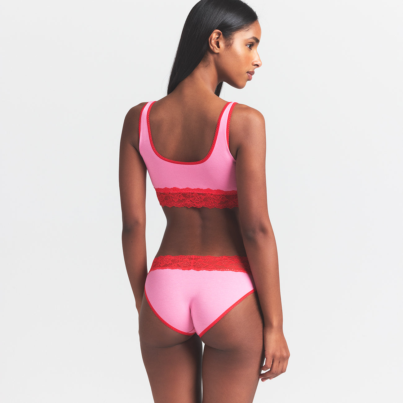 LIGHTWEIGHT COTTON WIDE LACE BRIEF | CARNATION CONTRAST - Image 4