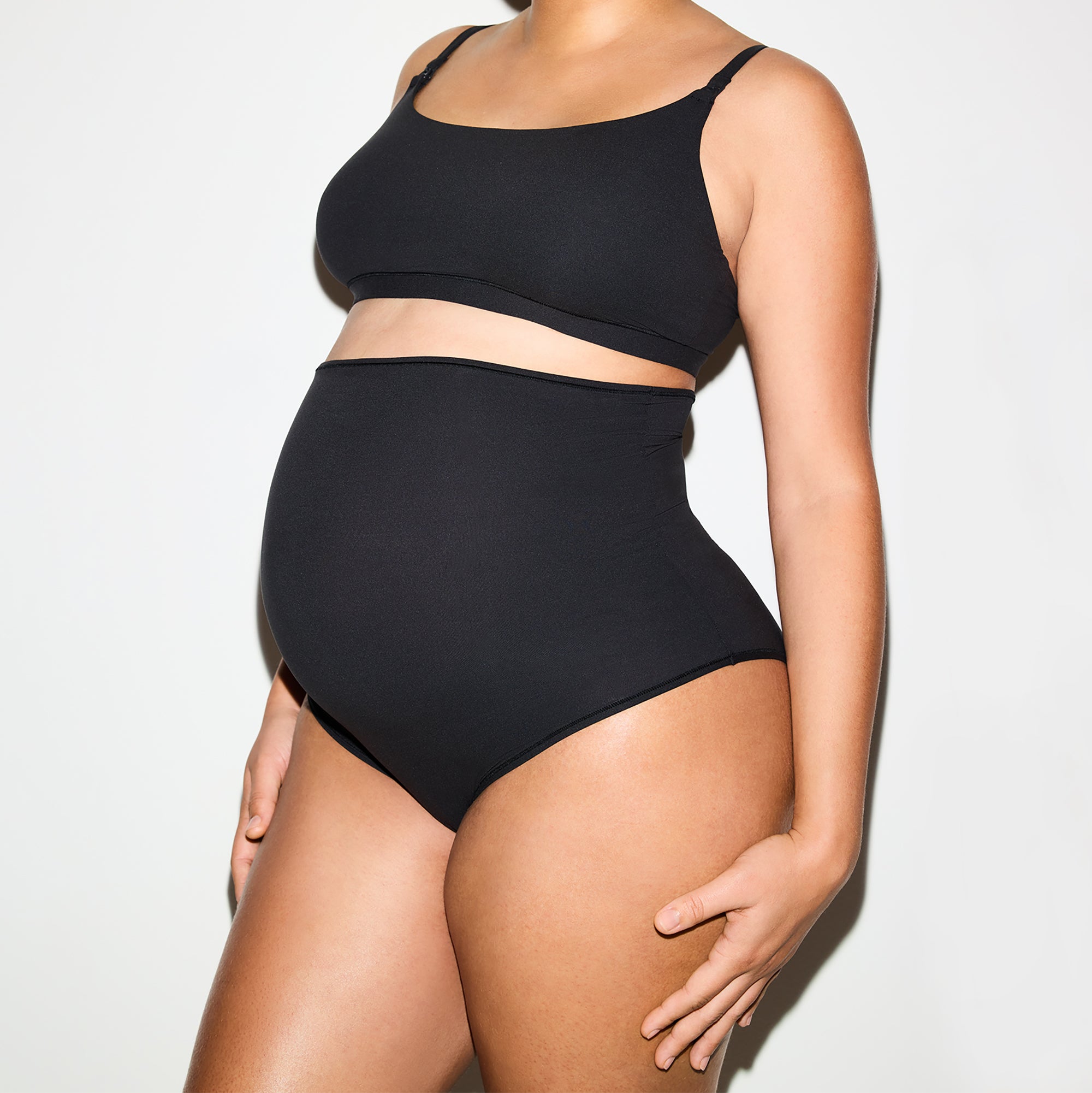 FITS EVERYBODY MATERNITY HIGH-WAISTED BRIEF 5-PACK | ONYX - Image 3
