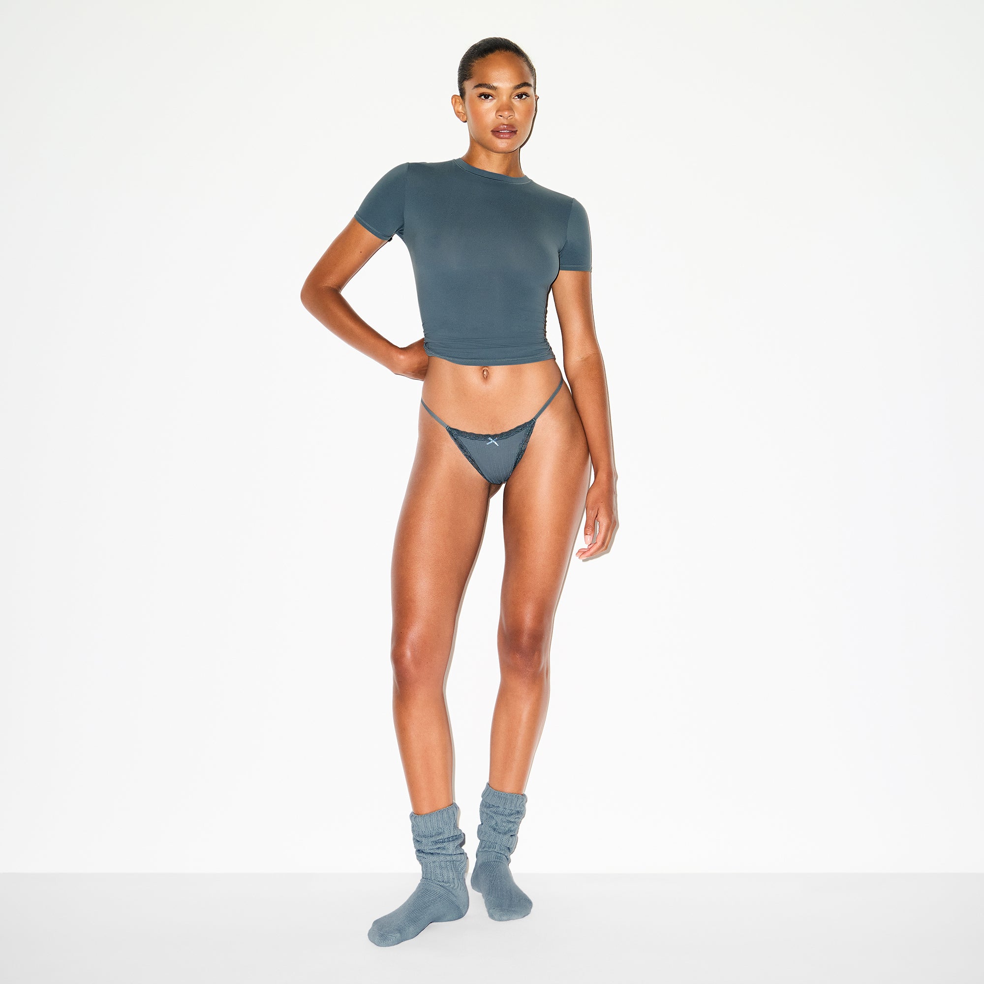 LIGHTWEIGHT COTTON POINTELLE LACE STRING THONG | ZIRCON TONAL - Image 2